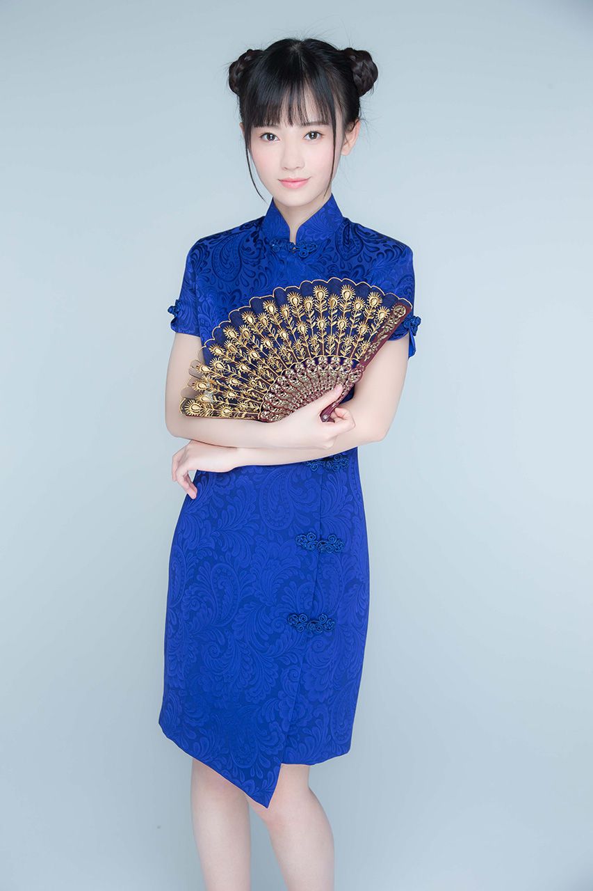 吉木りさ 佐藤寛子 向井地美音 安枝瞳 鞠婧祎 石川理咲子 柳いろは  2015年No.05 写真杂志-图46