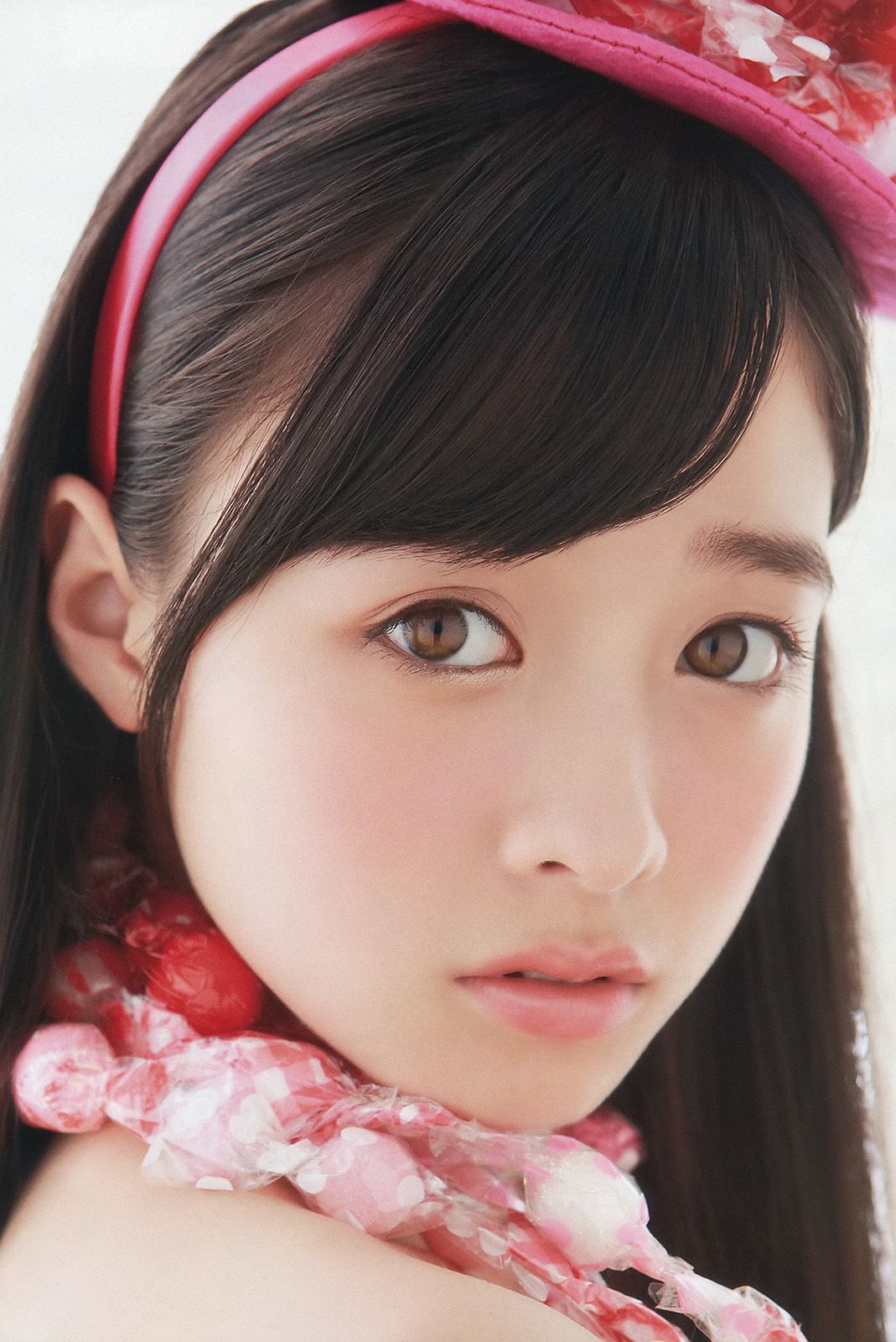 橋本環奈 秋山美穂  2014年No.15 写真杂志-图4