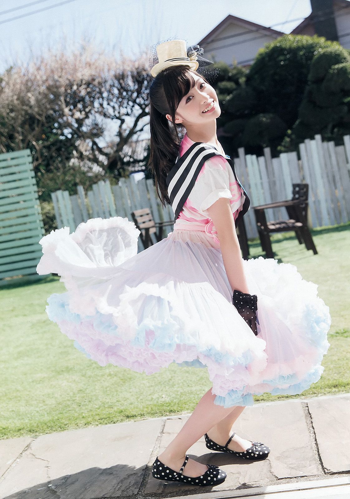 橋本環奈 大貫彩香 大場美奈  2015年No.07 写真杂志-图3