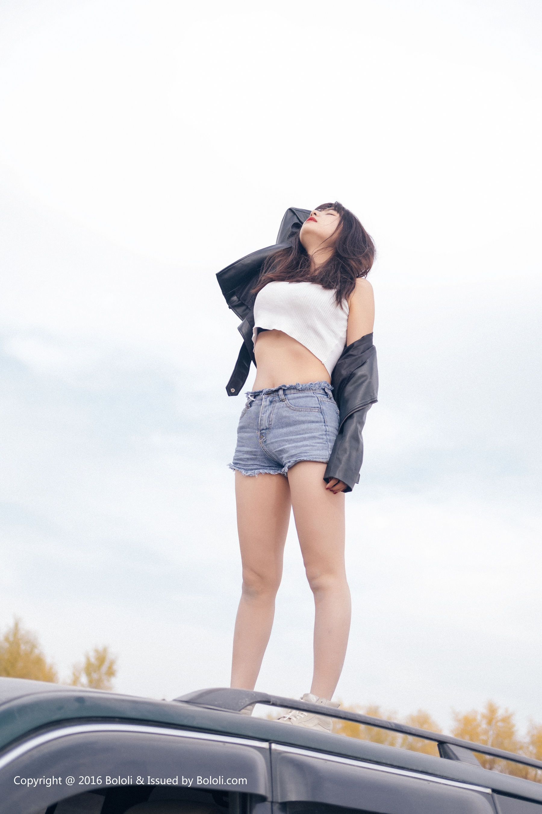 周闻/球球《沙漠机车女》  KIM010-图13