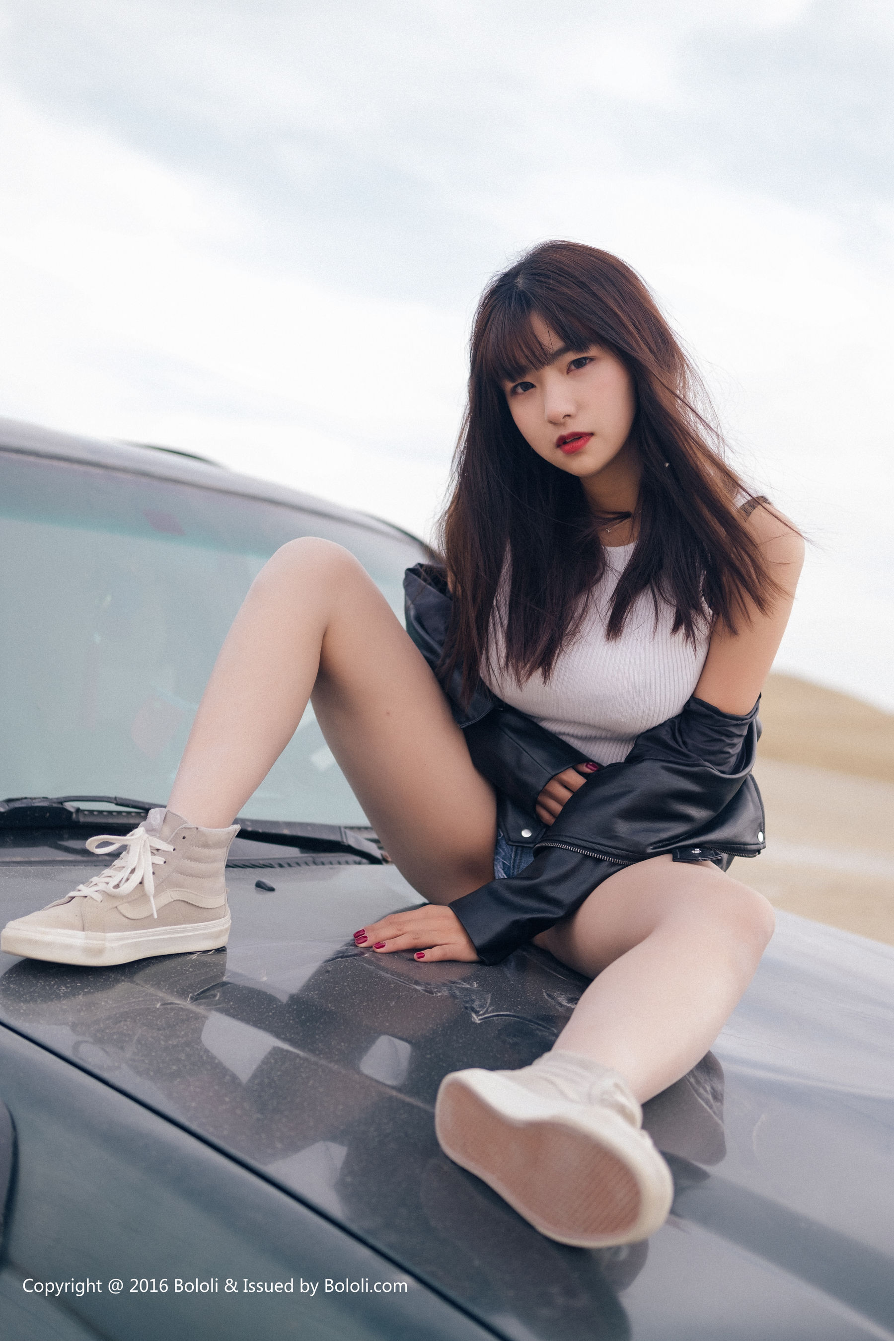 周闻/球球《沙漠机车女》  KIM010-图7