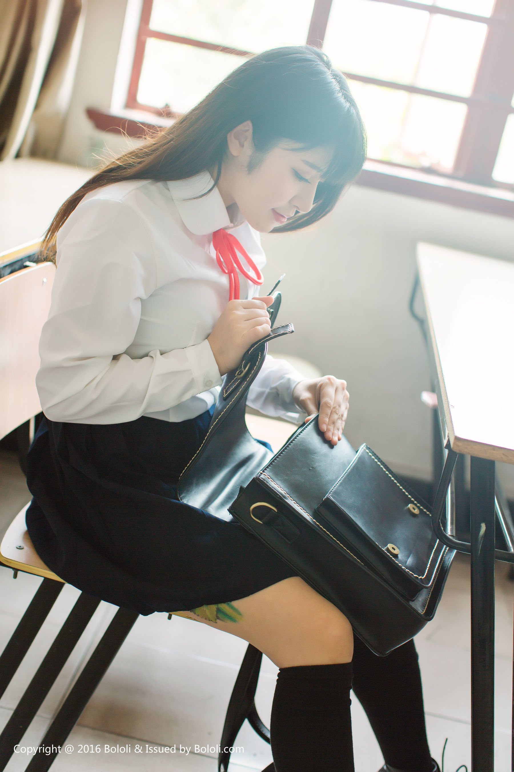 豆豆《校服女生》  KIM019-图3