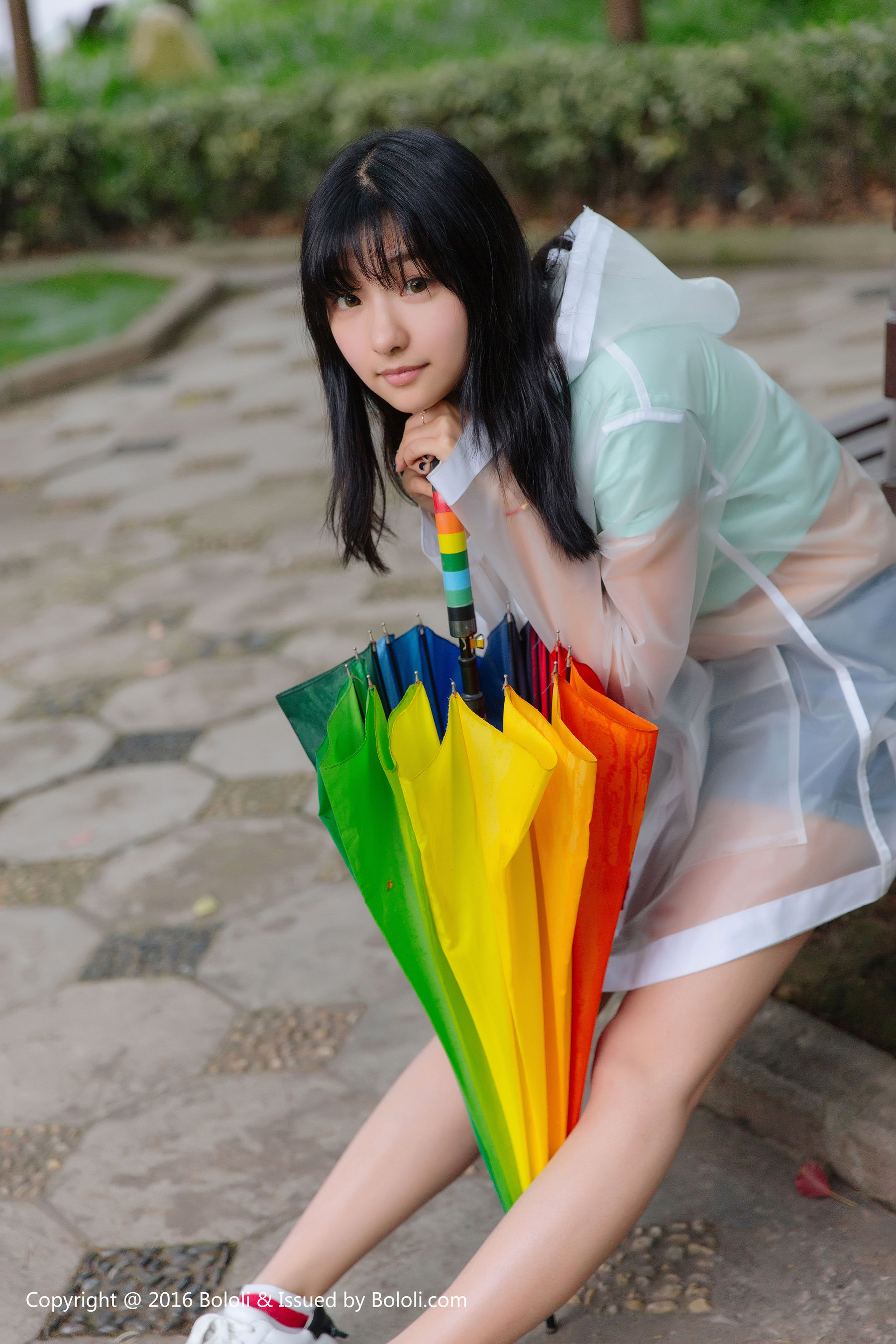 周闻《雨后漫步》  KIM021-图0