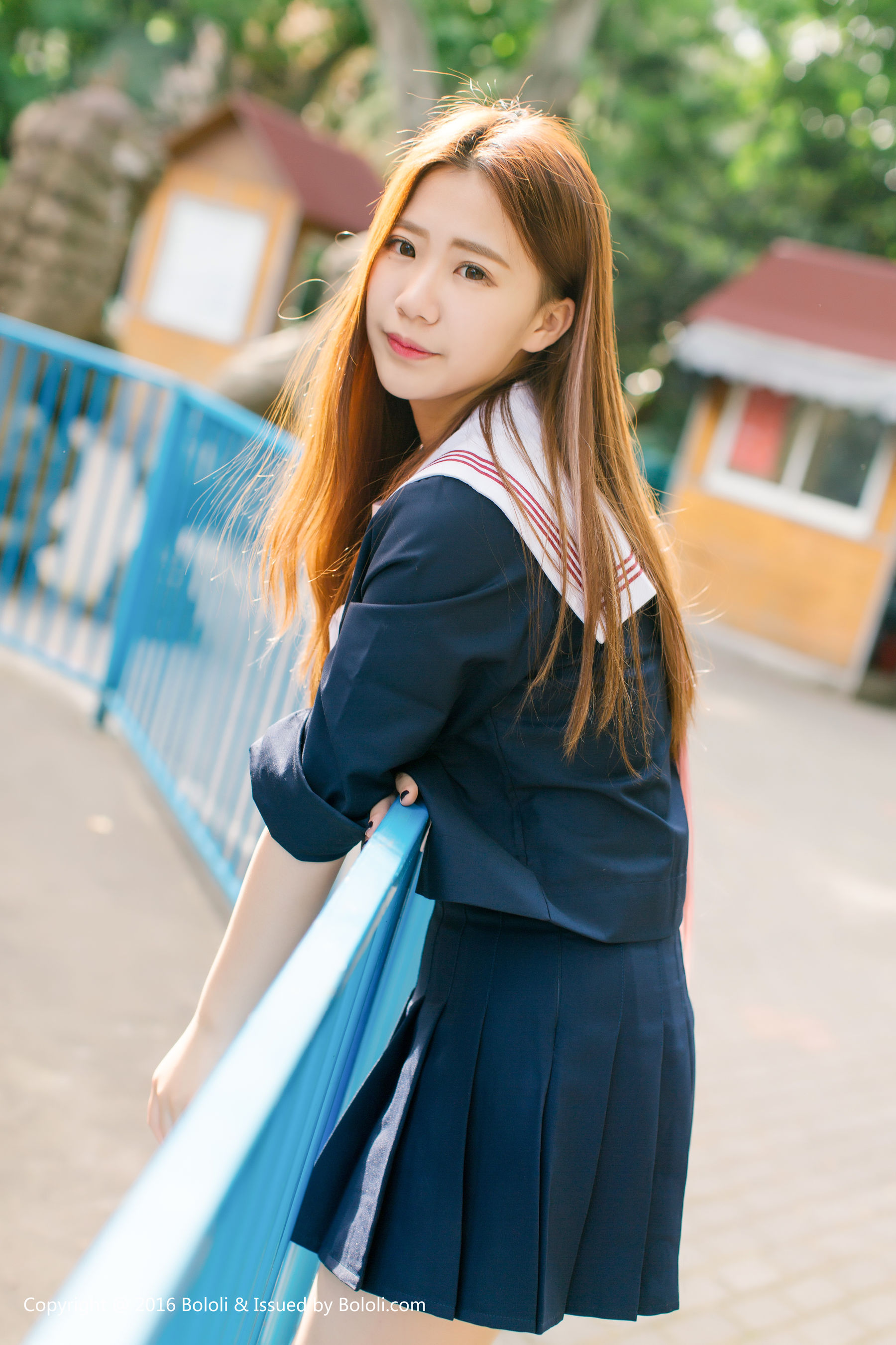 董晨莉《校花女神街拍》  KIM024-图12