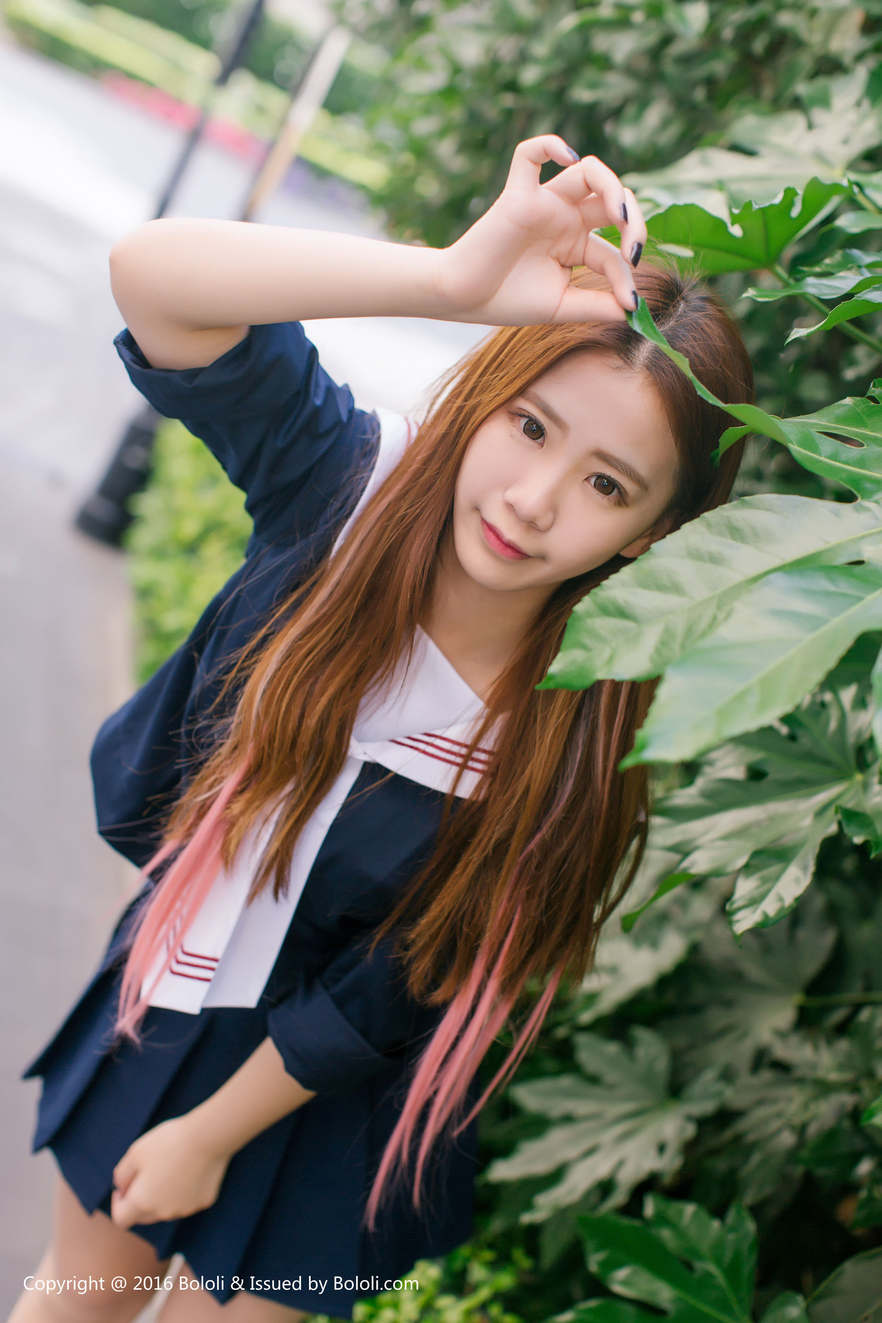 董晨莉《校花女神街拍》  KIM024-图20