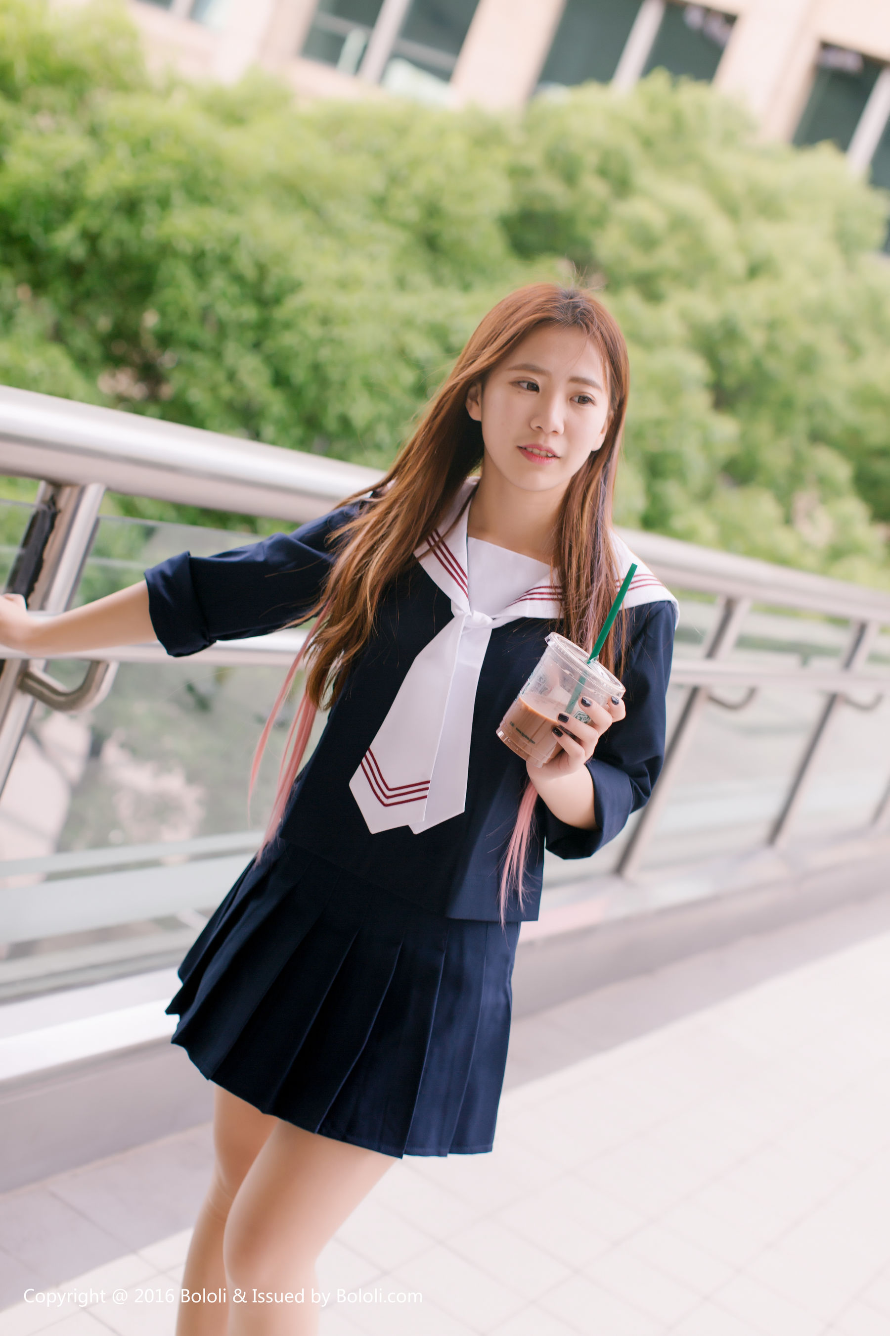 董晨莉《校花女神街拍》  KIM024-图39