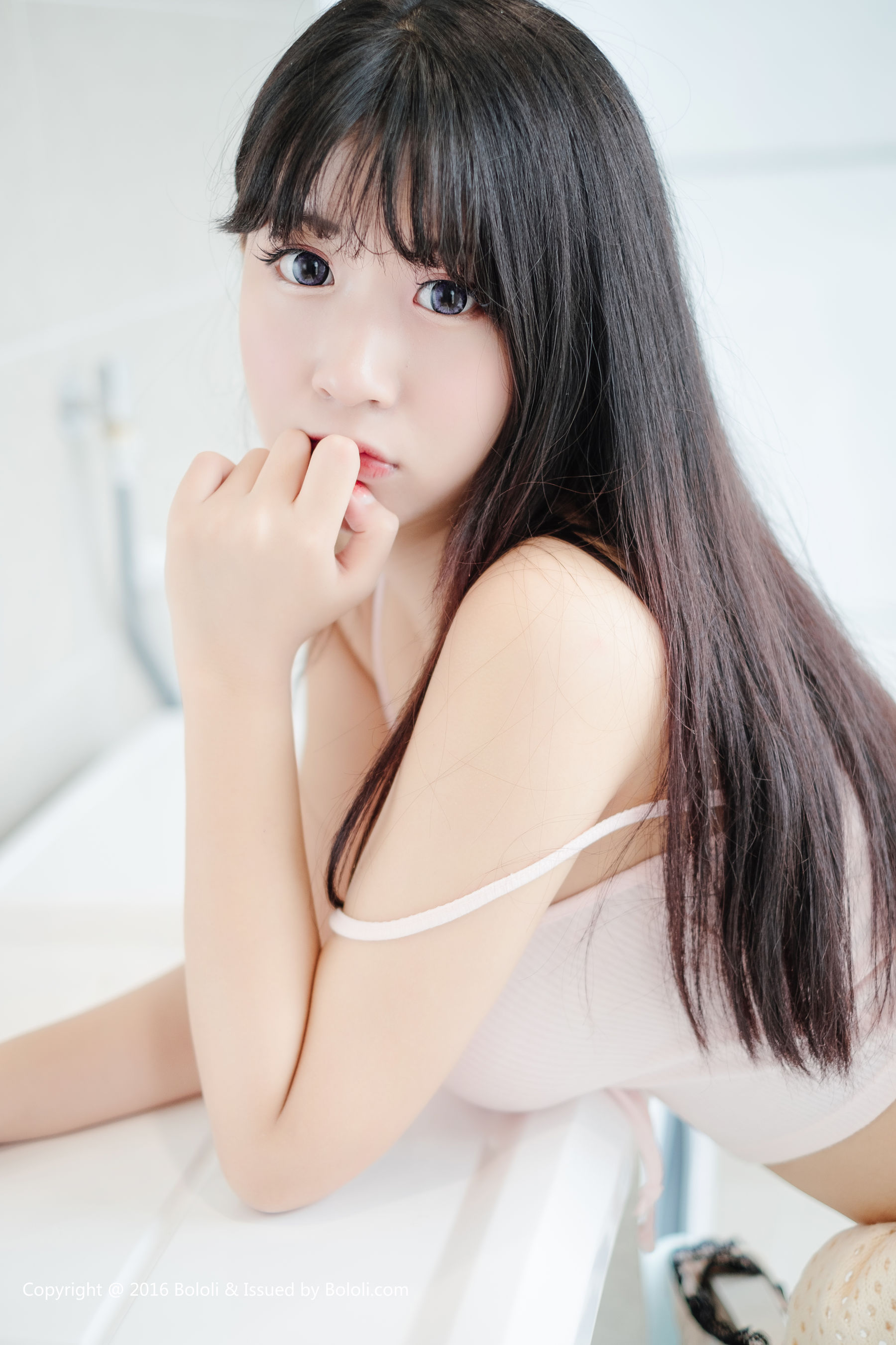 猫九酱sakura《童颜巨乳小猫九 洗衣房俏皮诱惑》  BOL.005-图38