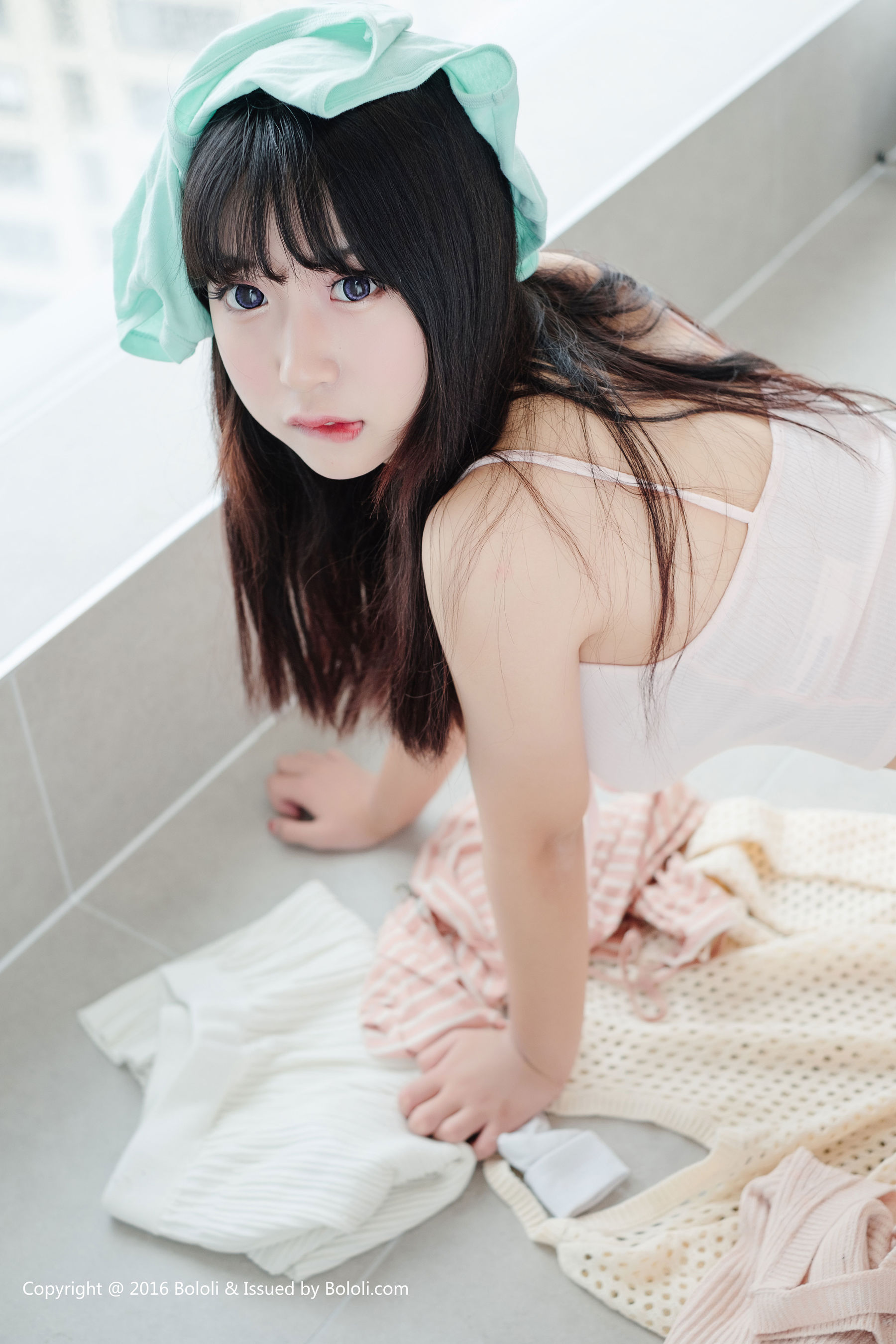 猫九酱sakura《童颜巨乳小猫九 洗衣房俏皮诱惑》  BOL.005-图3