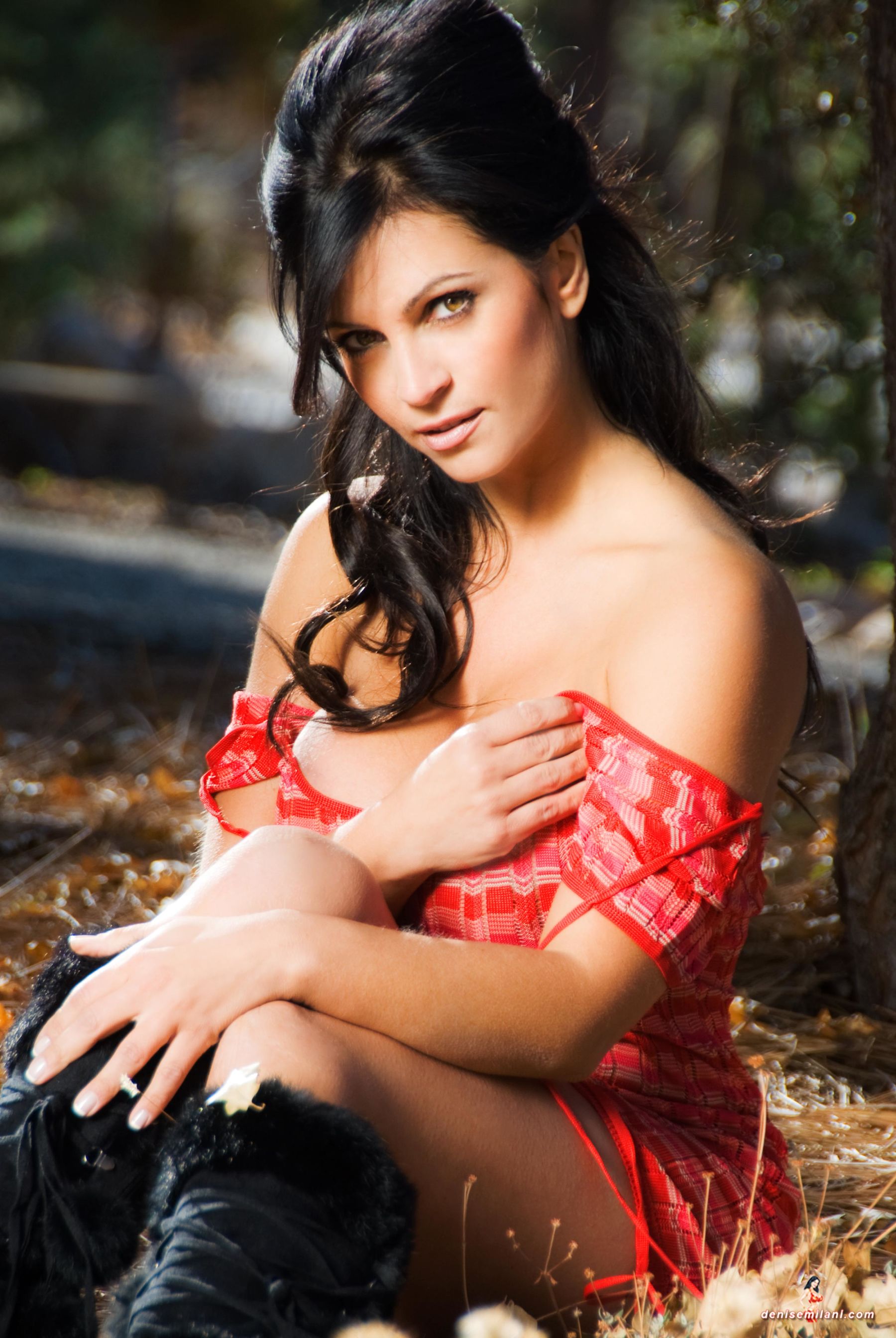 丹尼斯?米兰妮《森林里的巨乳尤物》-图4