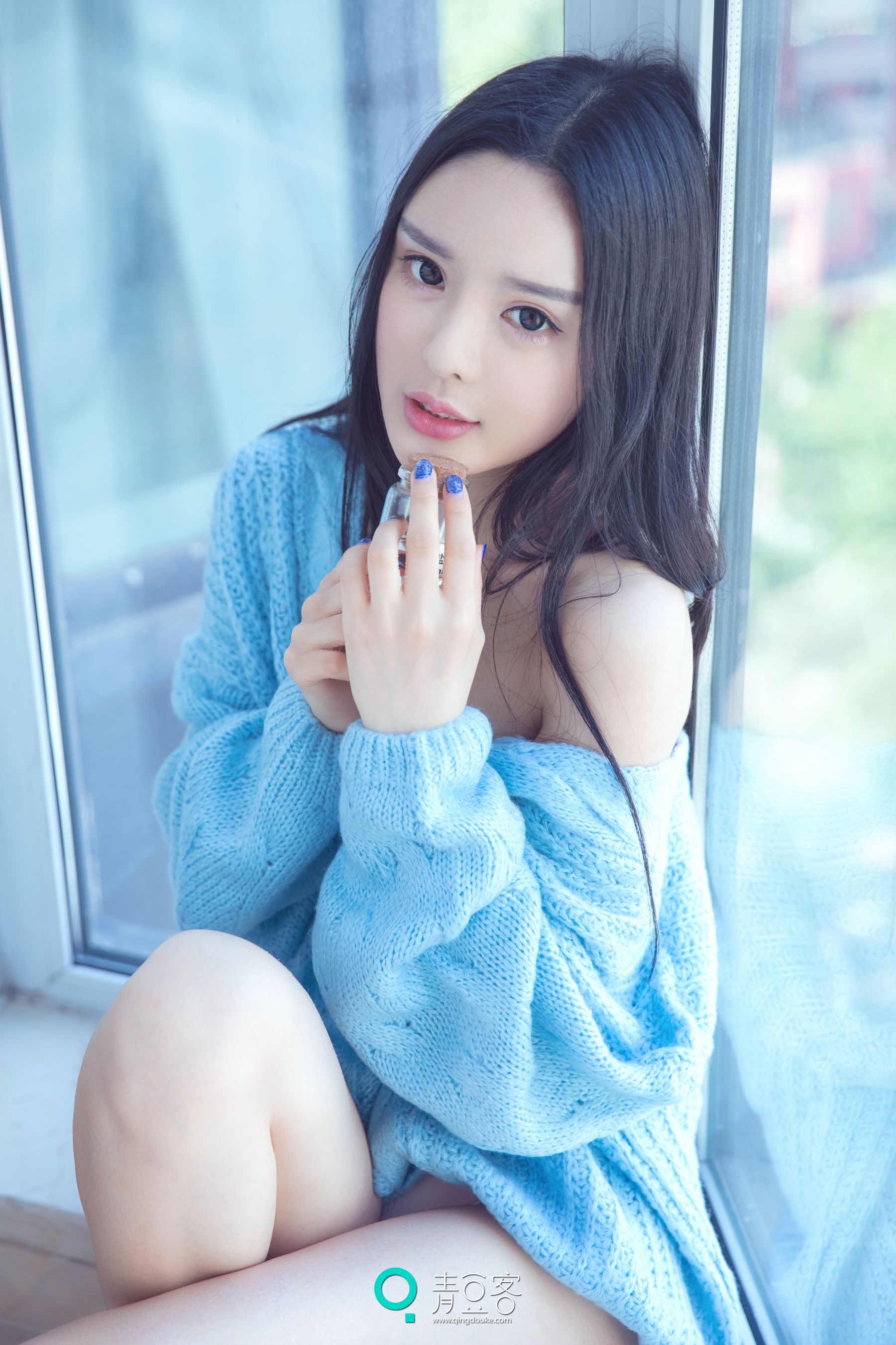 晓迪《性感毛衣+制服》-图0
