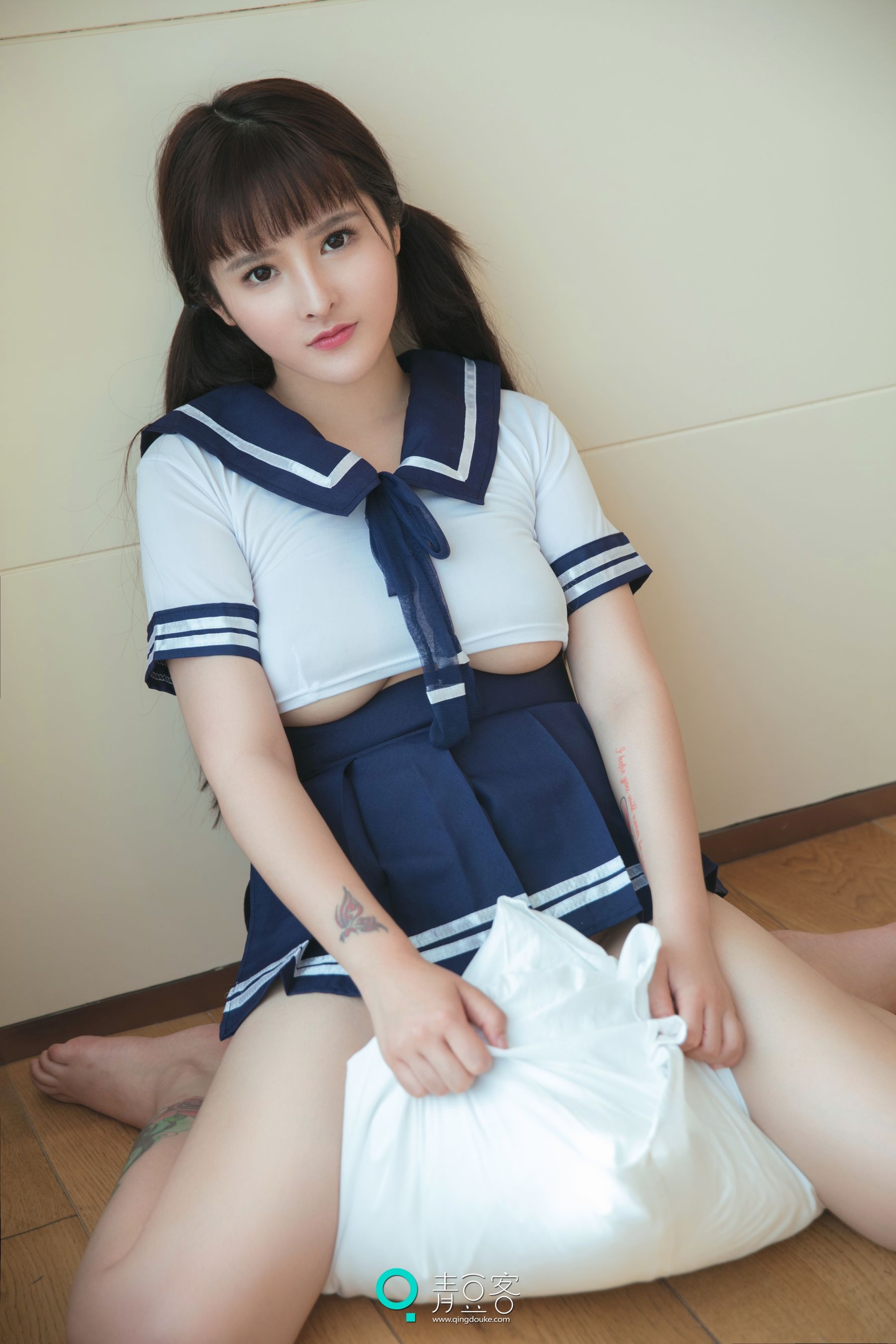 杨漫妮《性感大胸少女》-图23