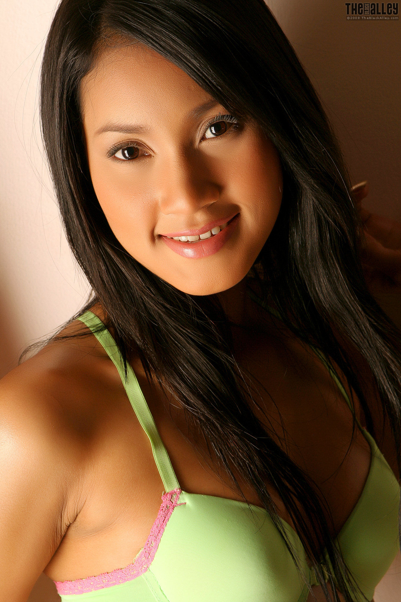 Sophie Chin 绿色热裤-图4