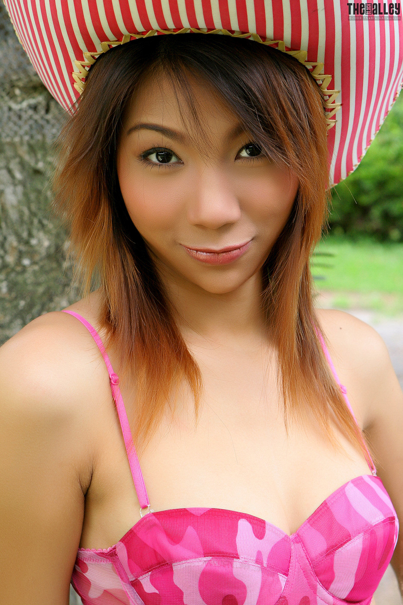 Felicia Feng 粉嫩少女外拍-图0