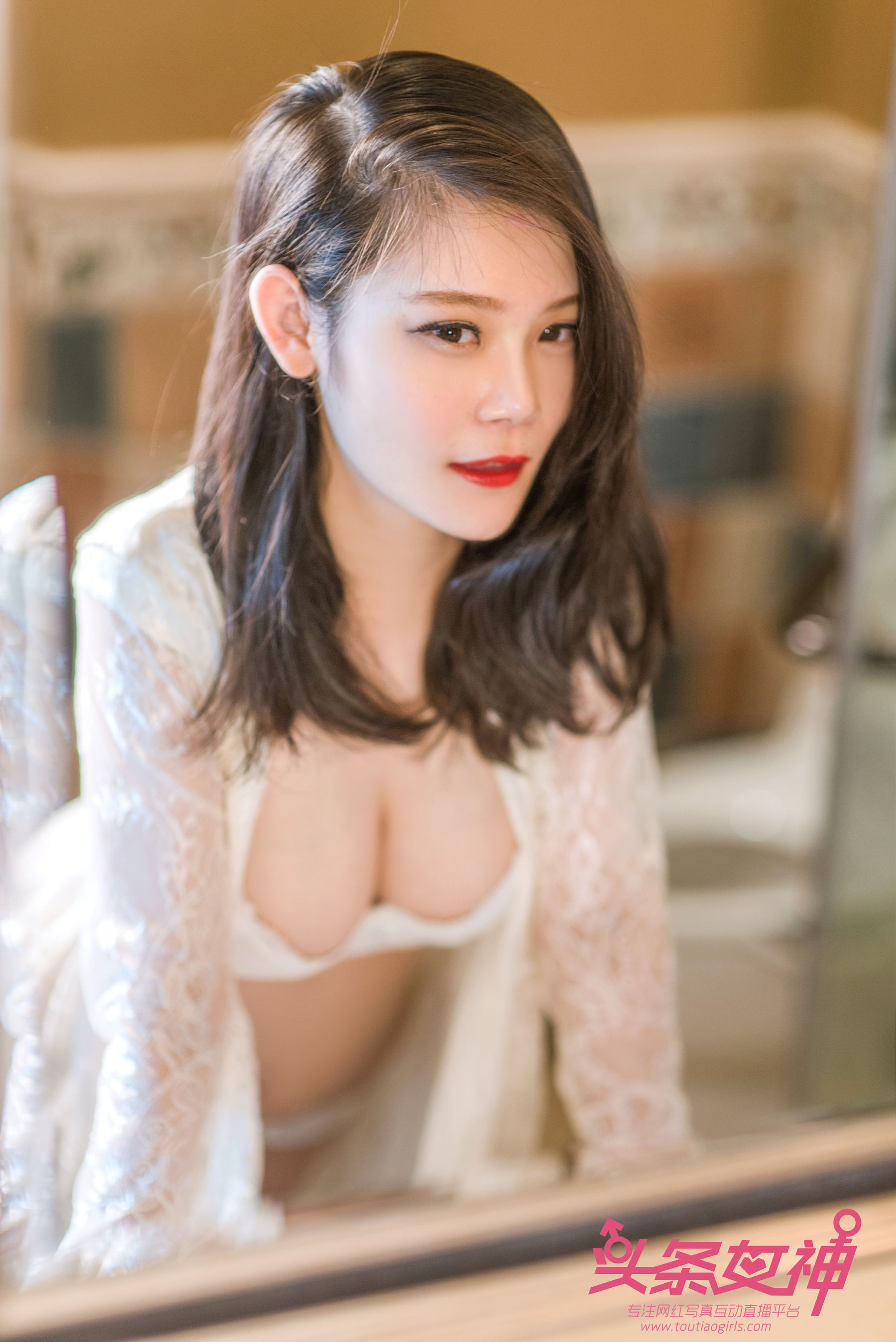小美《浴室透明欲娘》-图8