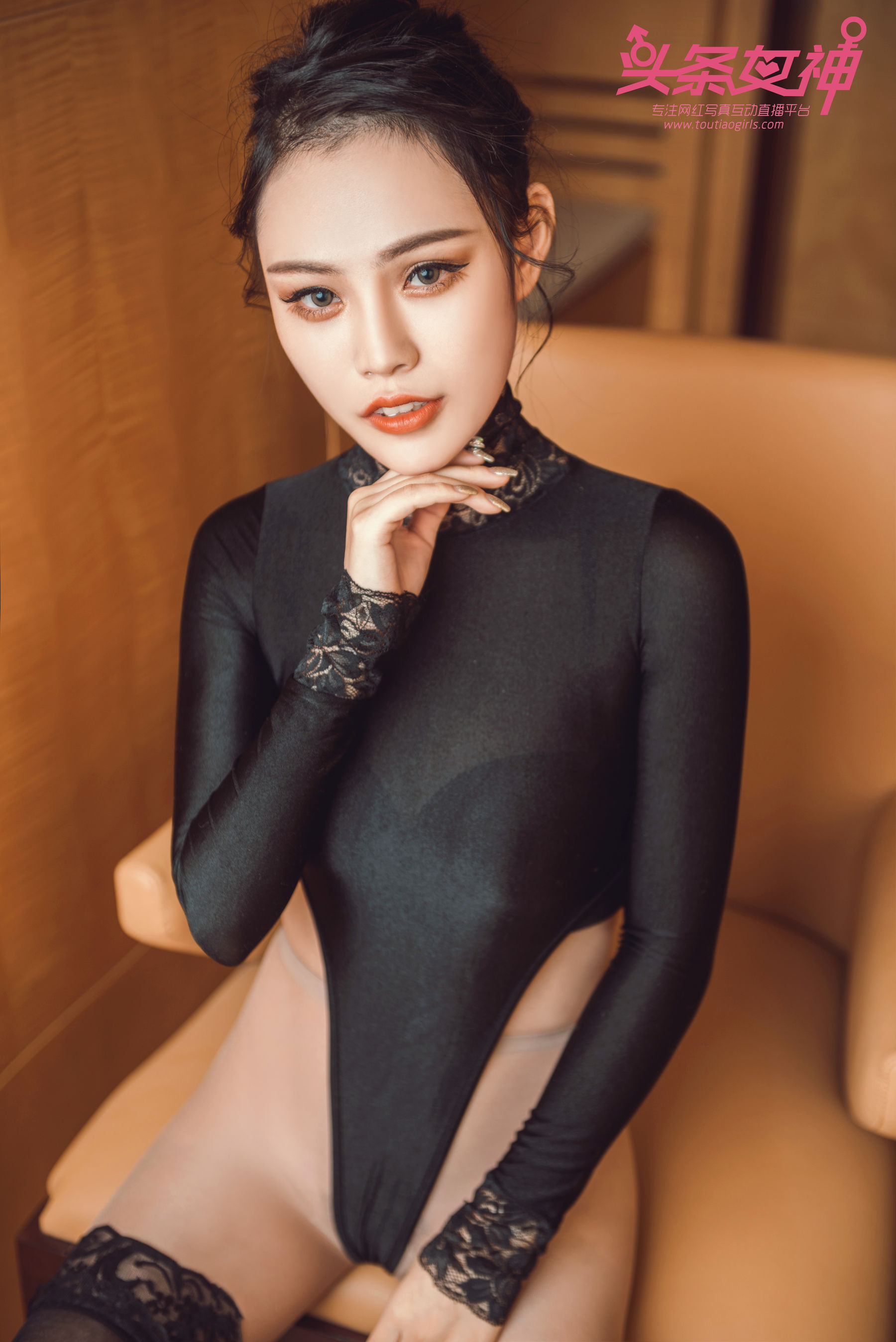 kitty《泛太平洋泳衣黑丝高叉》-图17