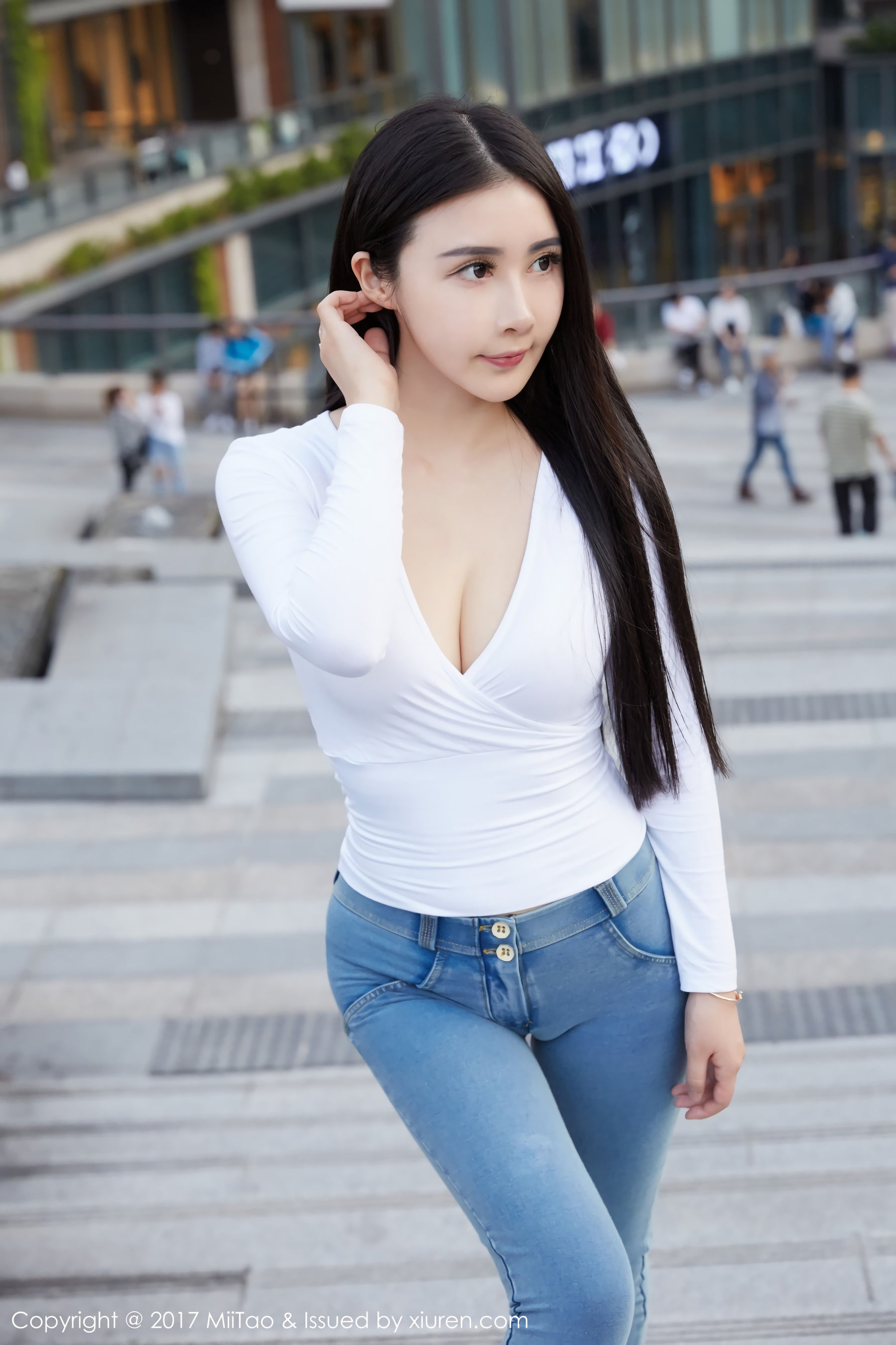 萱萱Cecilia《牛仔女神+街拍》  Vol.084-图8