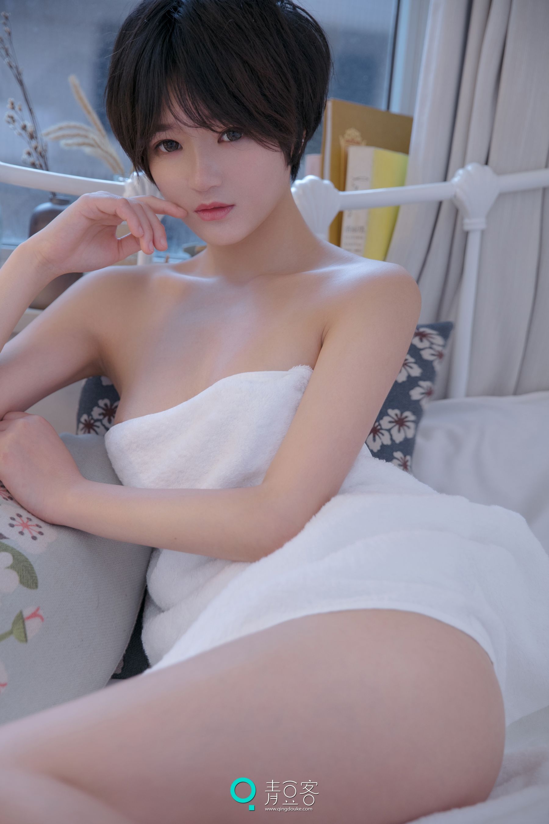 悦爷《短发少女》-图49