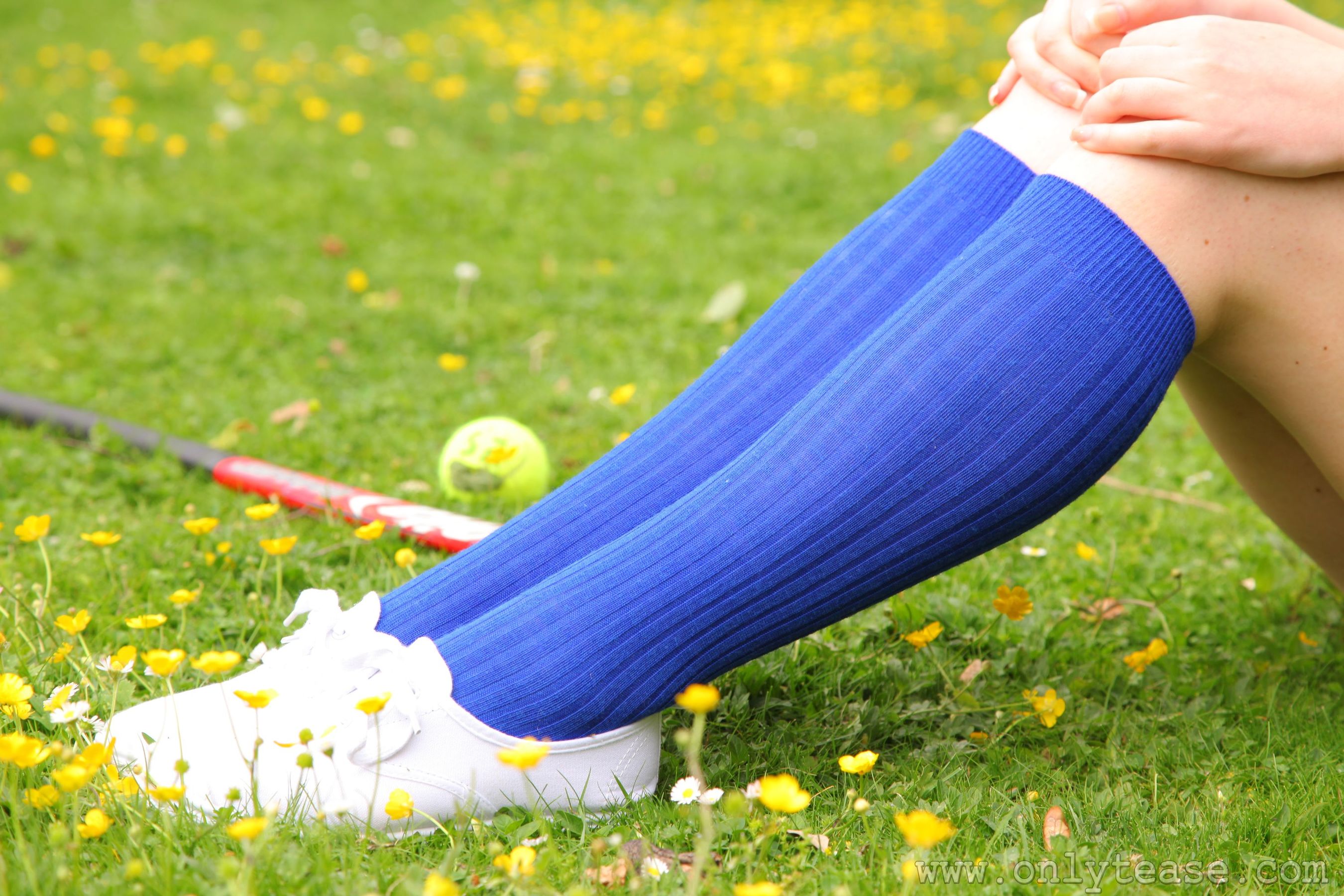 Sam G(Nelly)《高尔夫金发少女外拍》-图19