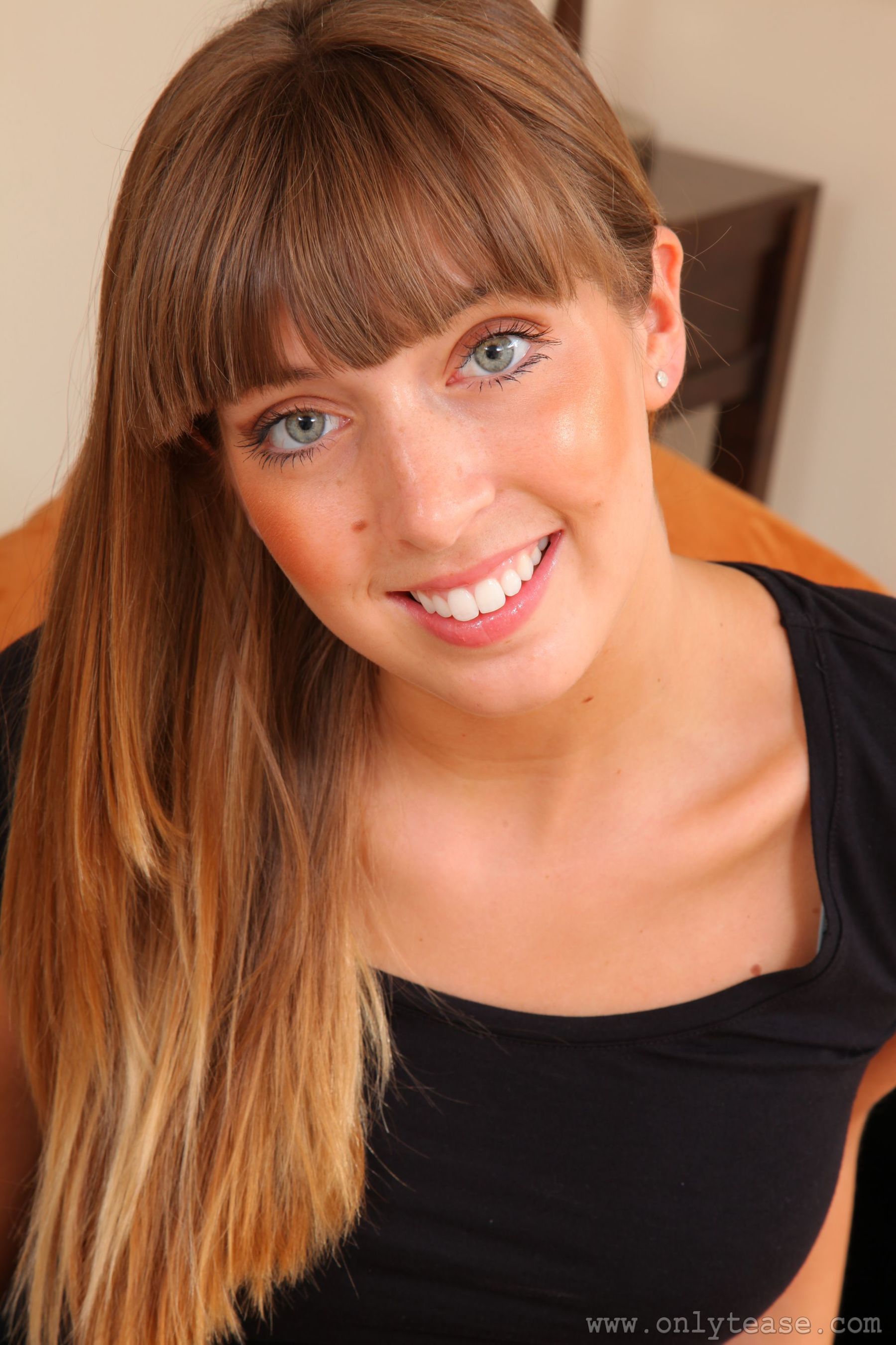 Michelle Burns《黑丝美腿少女》-图11