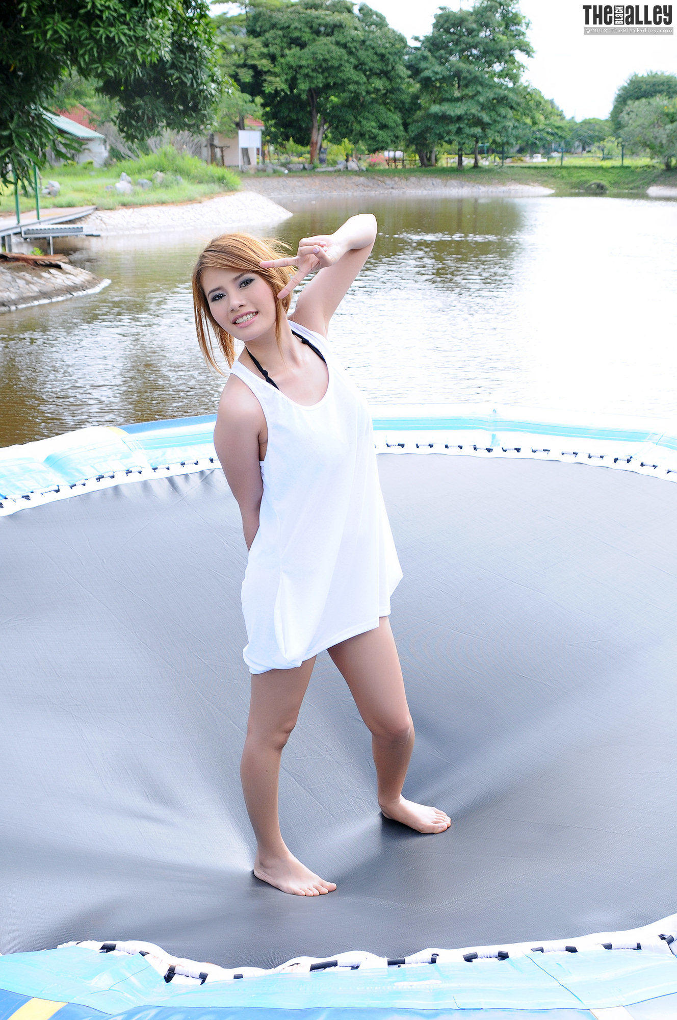 Kathy Cheow《小背心+比基尼》-图4