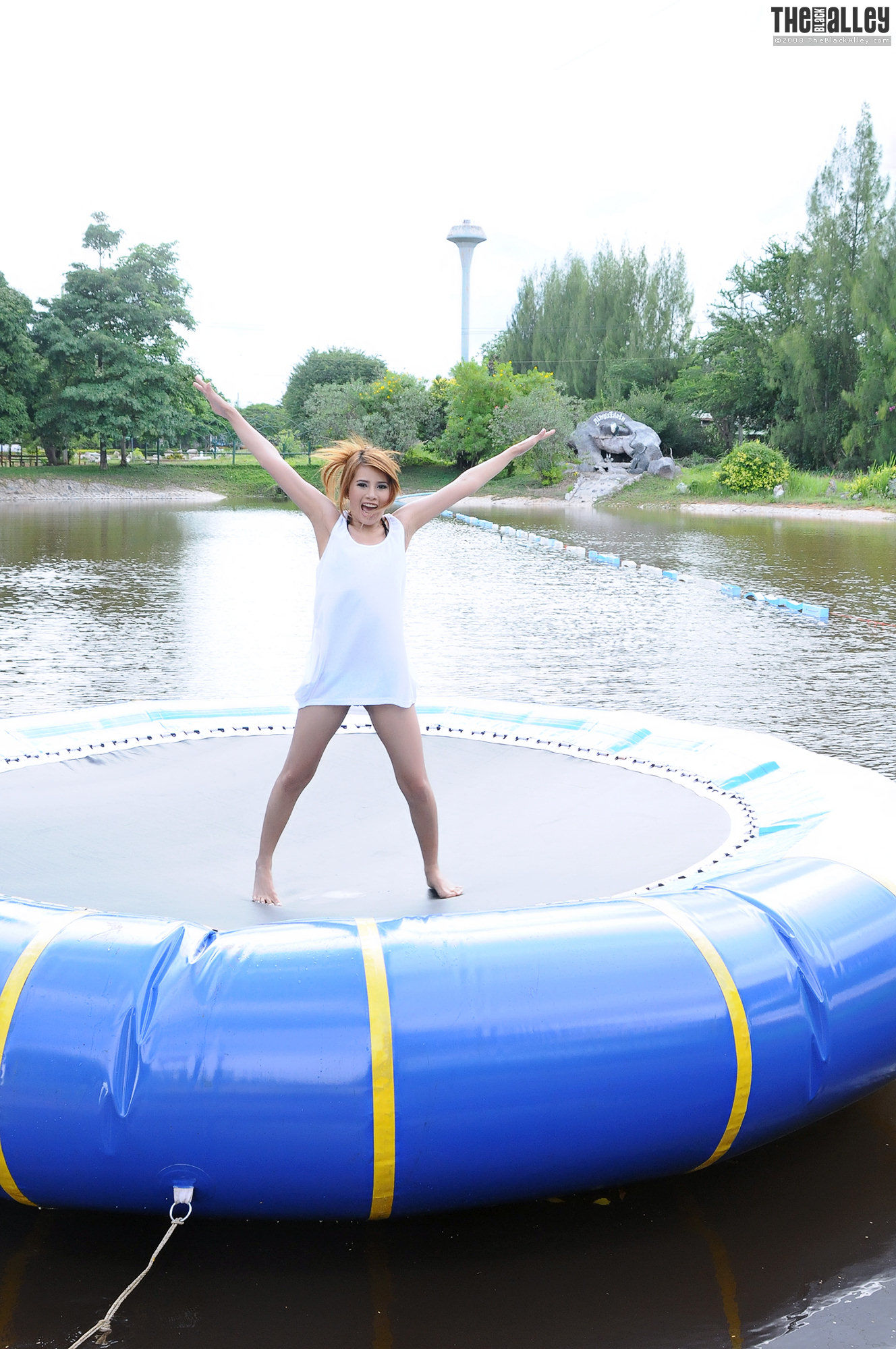 Kathy Cheow《小背心+比基尼》-图6