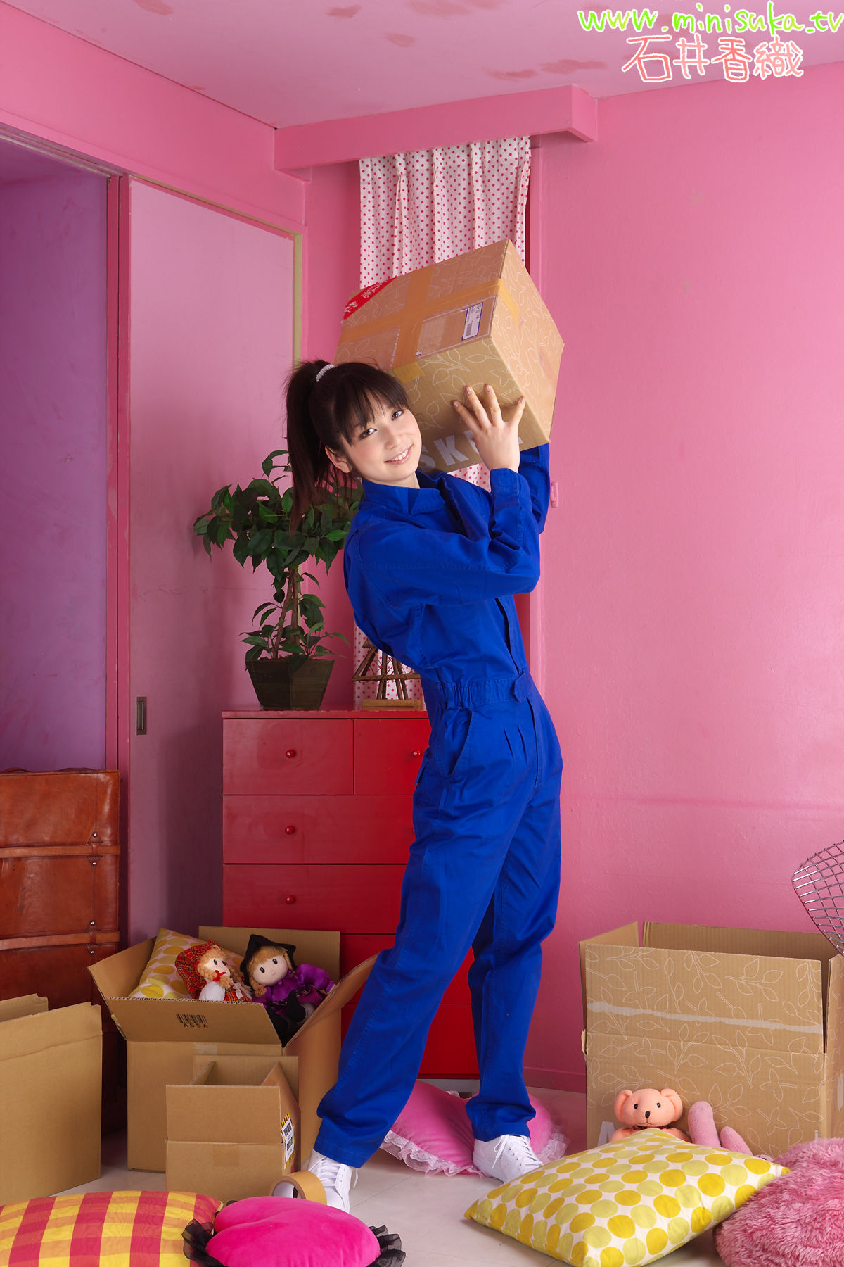 Kaori Ishii 石井香織《运动服少女》-图0