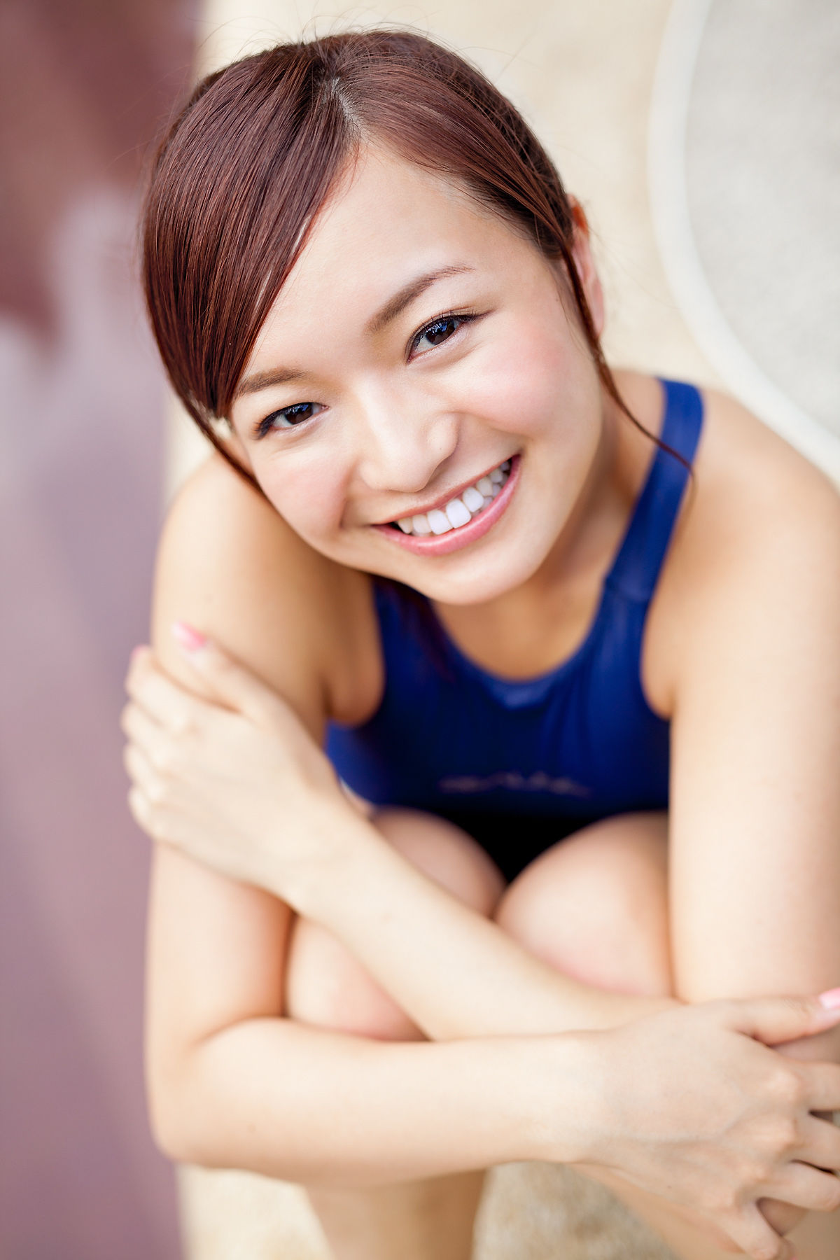 山中真由美《泳池高叉泳装》-图13