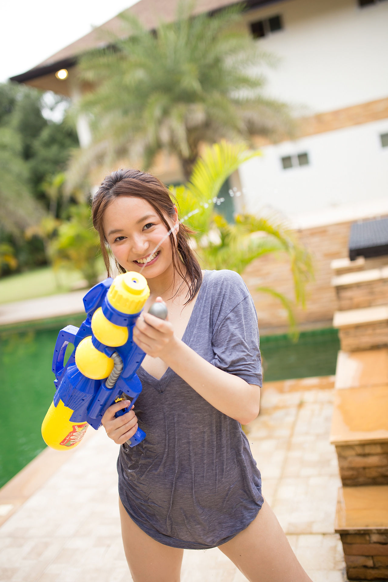 山中真由美+香月りお《T恤诱惑+浴室系列》-图32