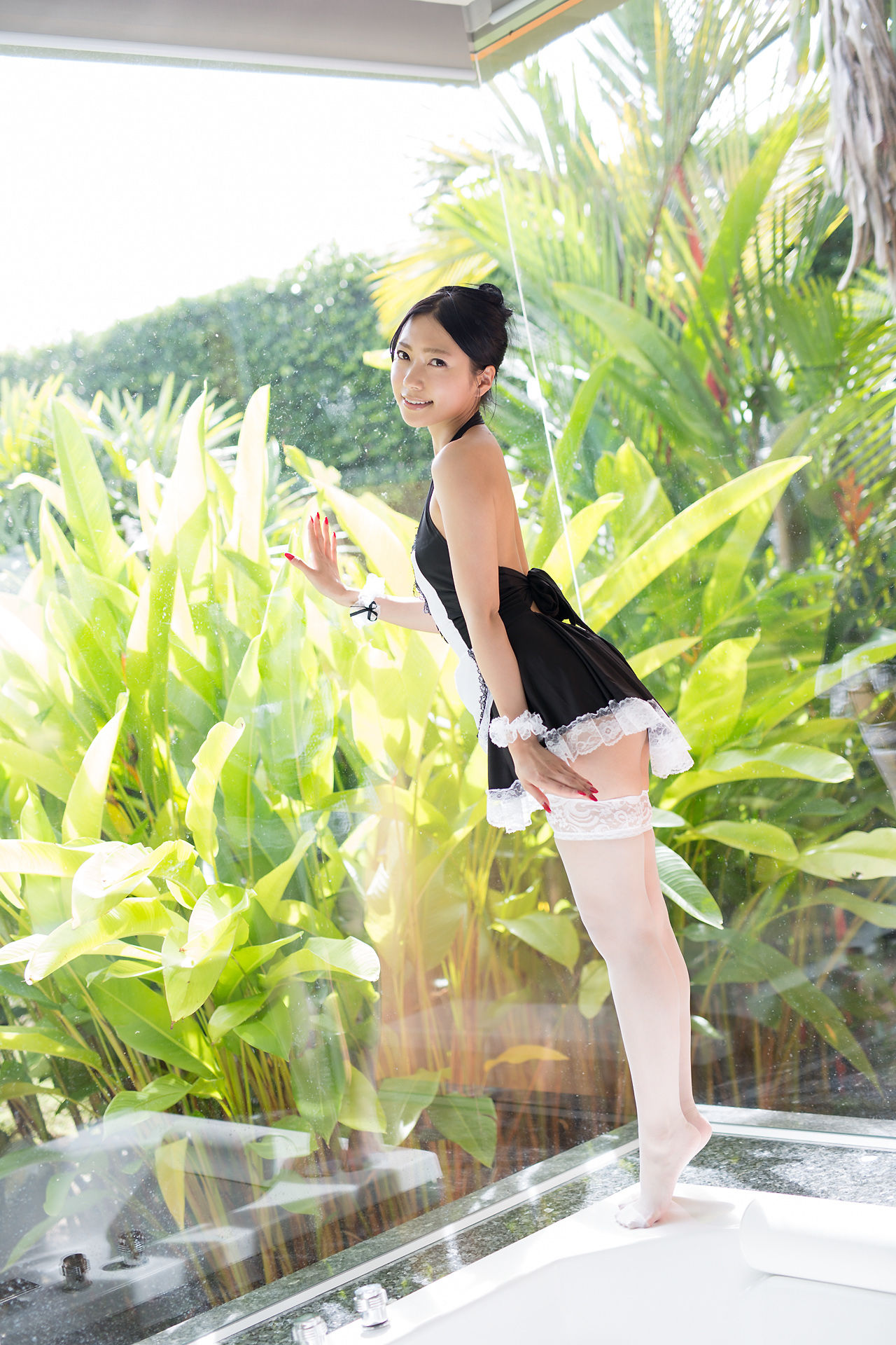 三田羽衣《白丝女仆诱惑》-图0