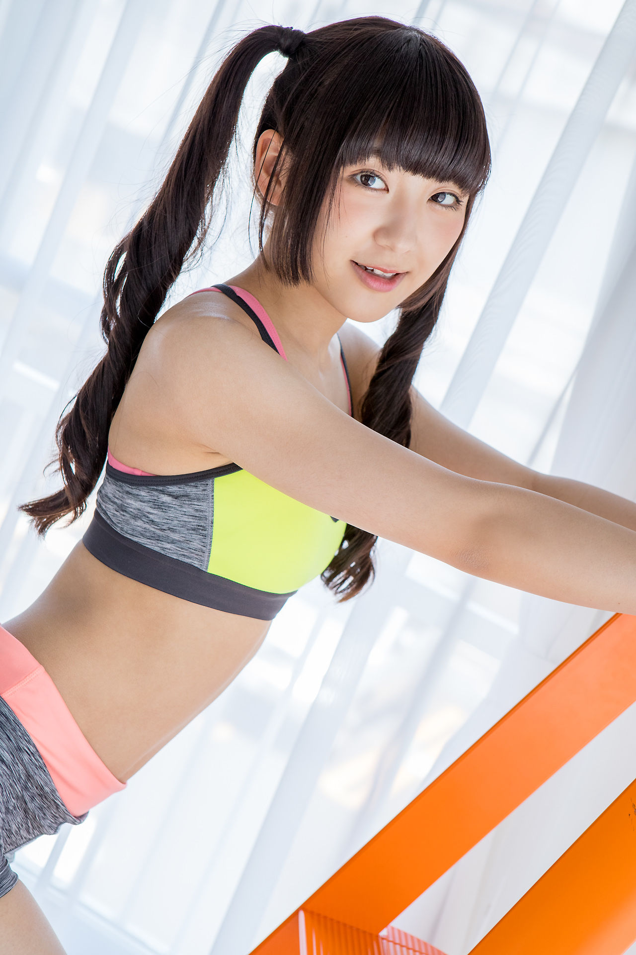 高梨あい《双马尾健身+背心系列》-图14