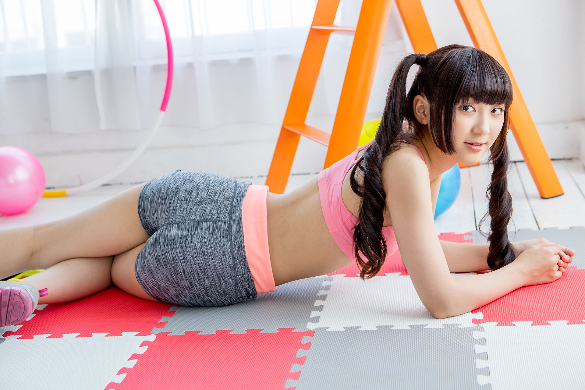 高梨あい《双马尾健身+背心系列》-图27