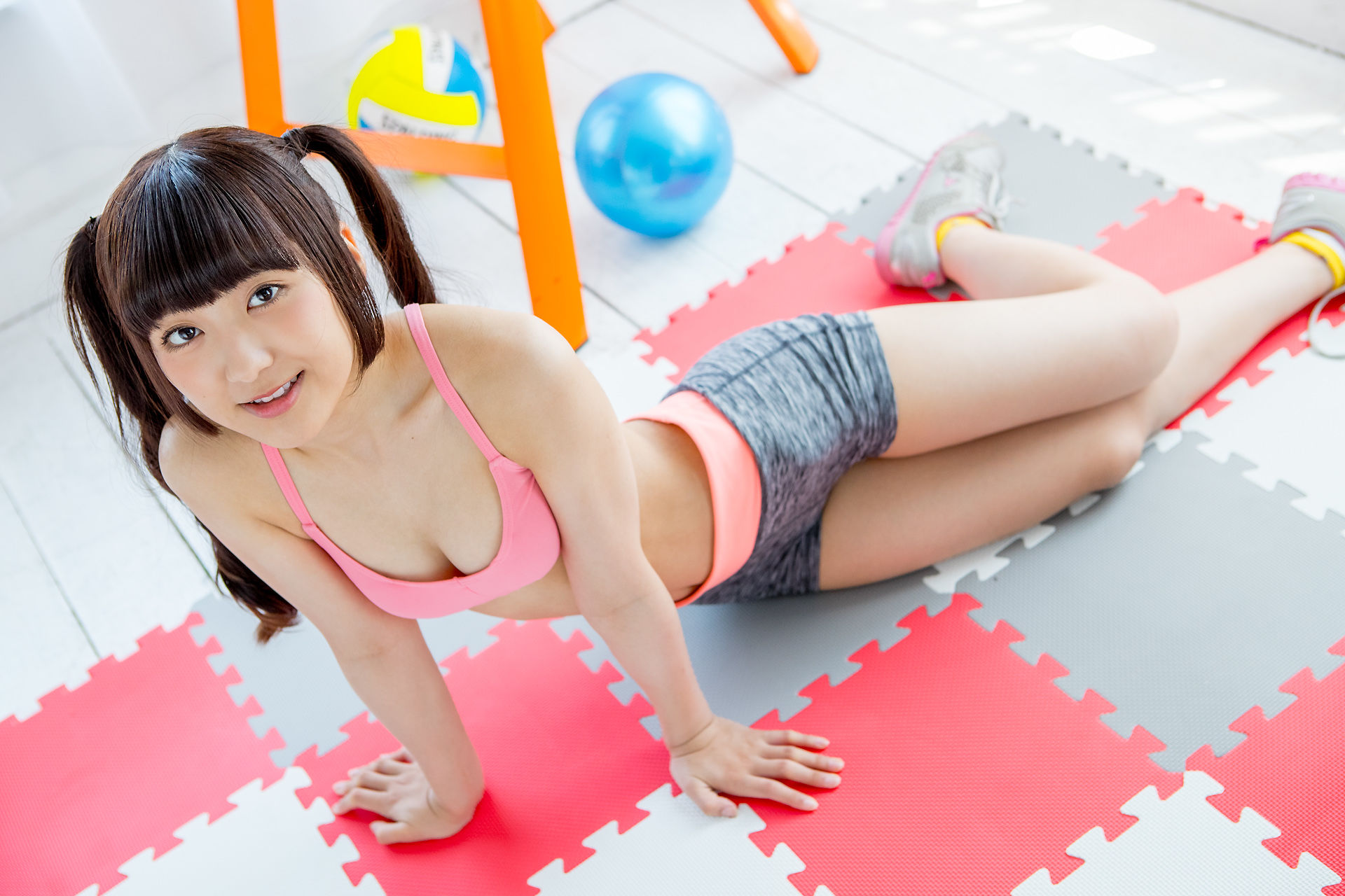 高梨あい《双马尾健身+背心系列》-图42