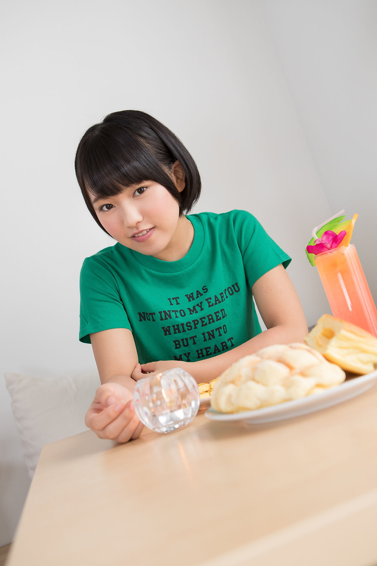 Anju Kouzuki 香月杏珠《T恤少女》-图14