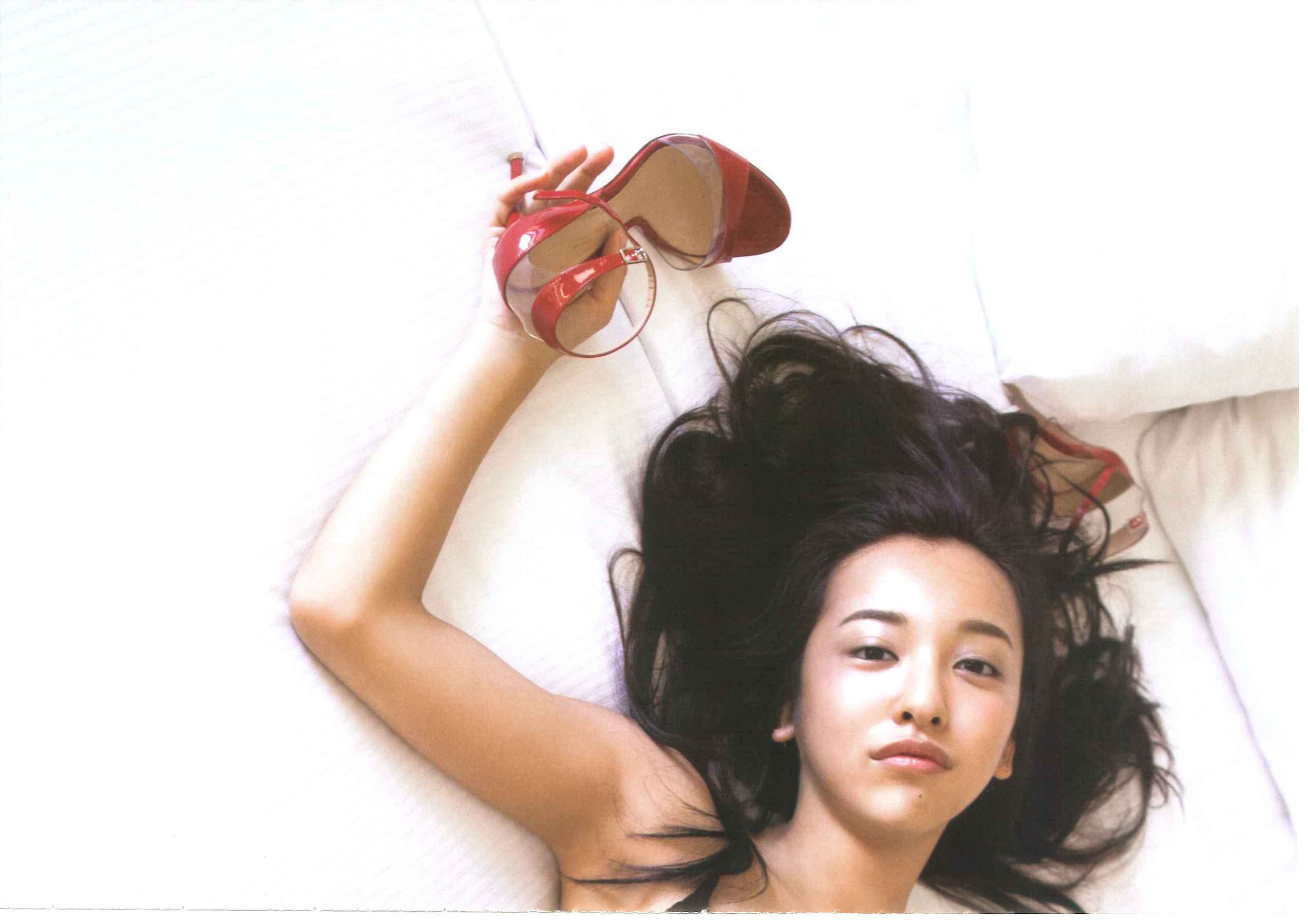 板野友美《release》-图6