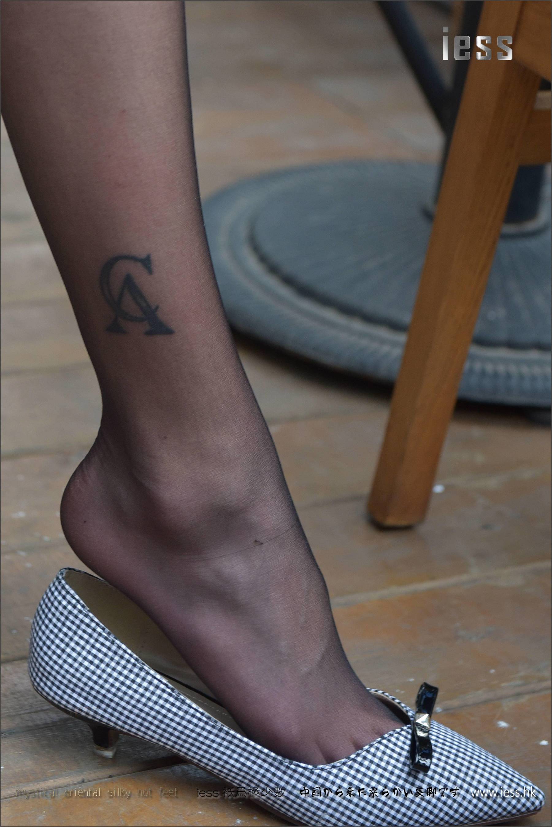 丝足便当110 潇潇 《户外黑丝平底鞋》-图41