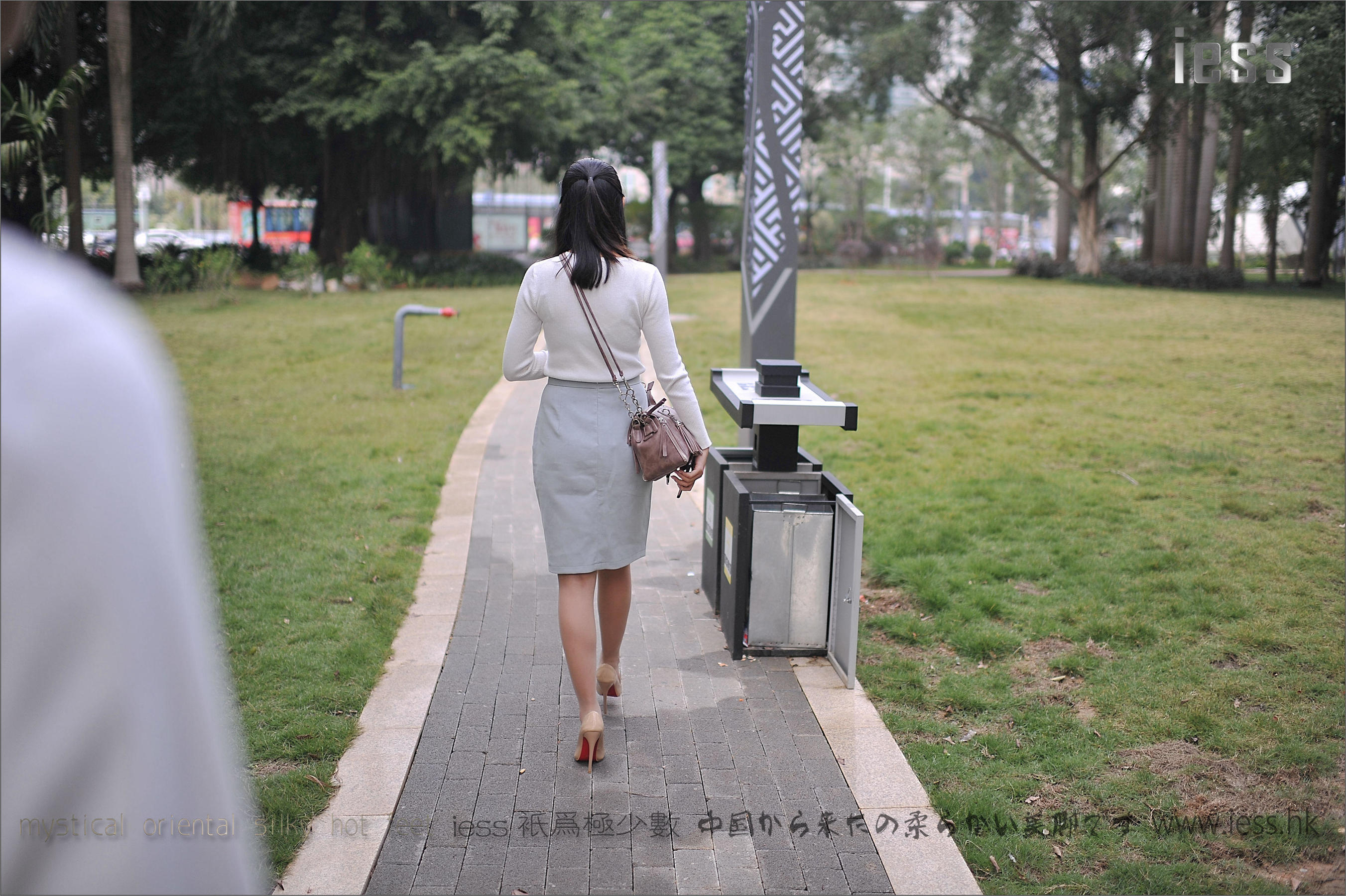 丝足便当127《户外丝袜》-图5