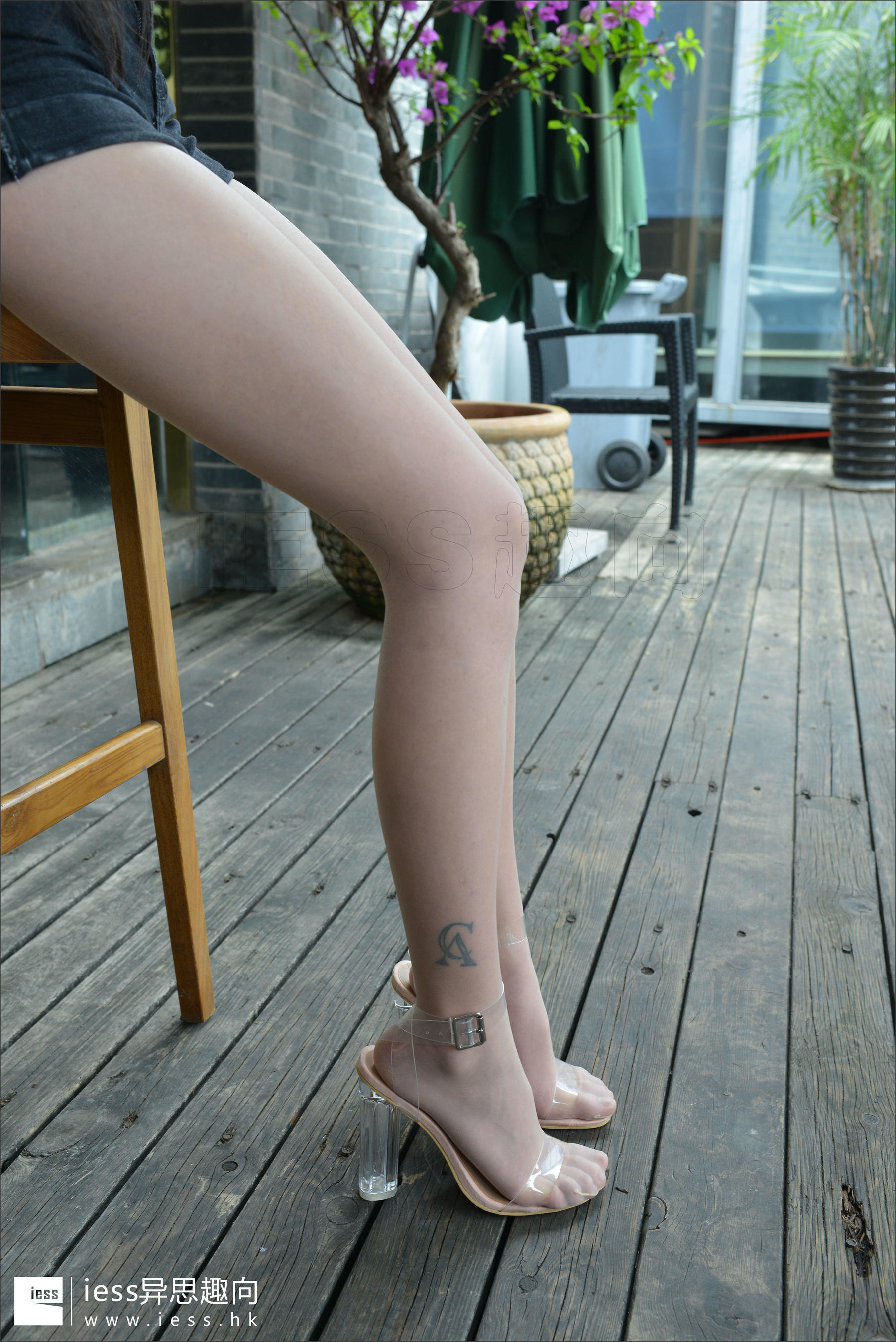 丝足便当129 潇潇 《不看花臂，看大腿》-图49