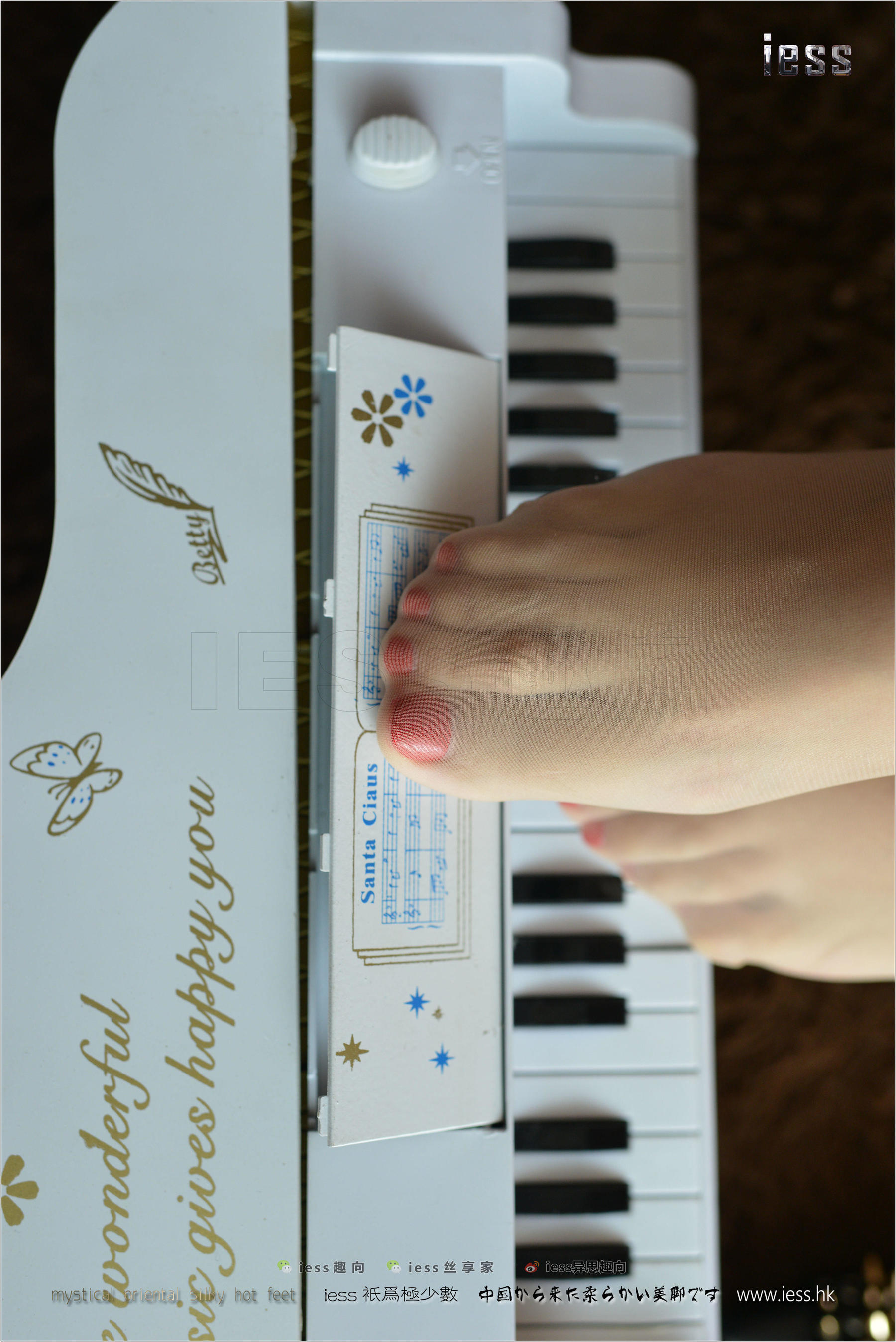 丝足便当138 人妻芳芳 《脚尖下的钢琴鸣奏曲》-图56