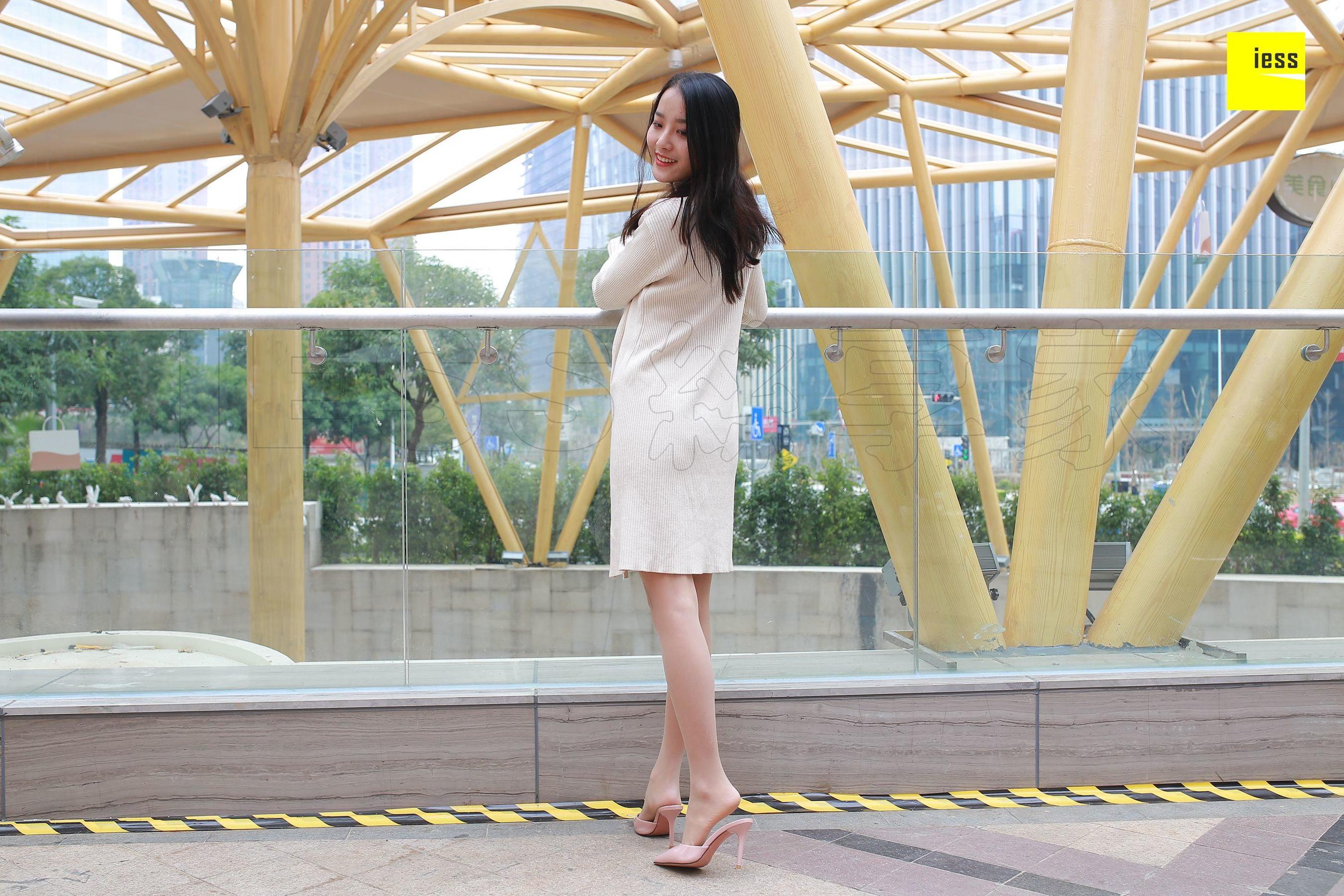 丝享家151 婉萍 《婉萍街拍肉丝》-图22