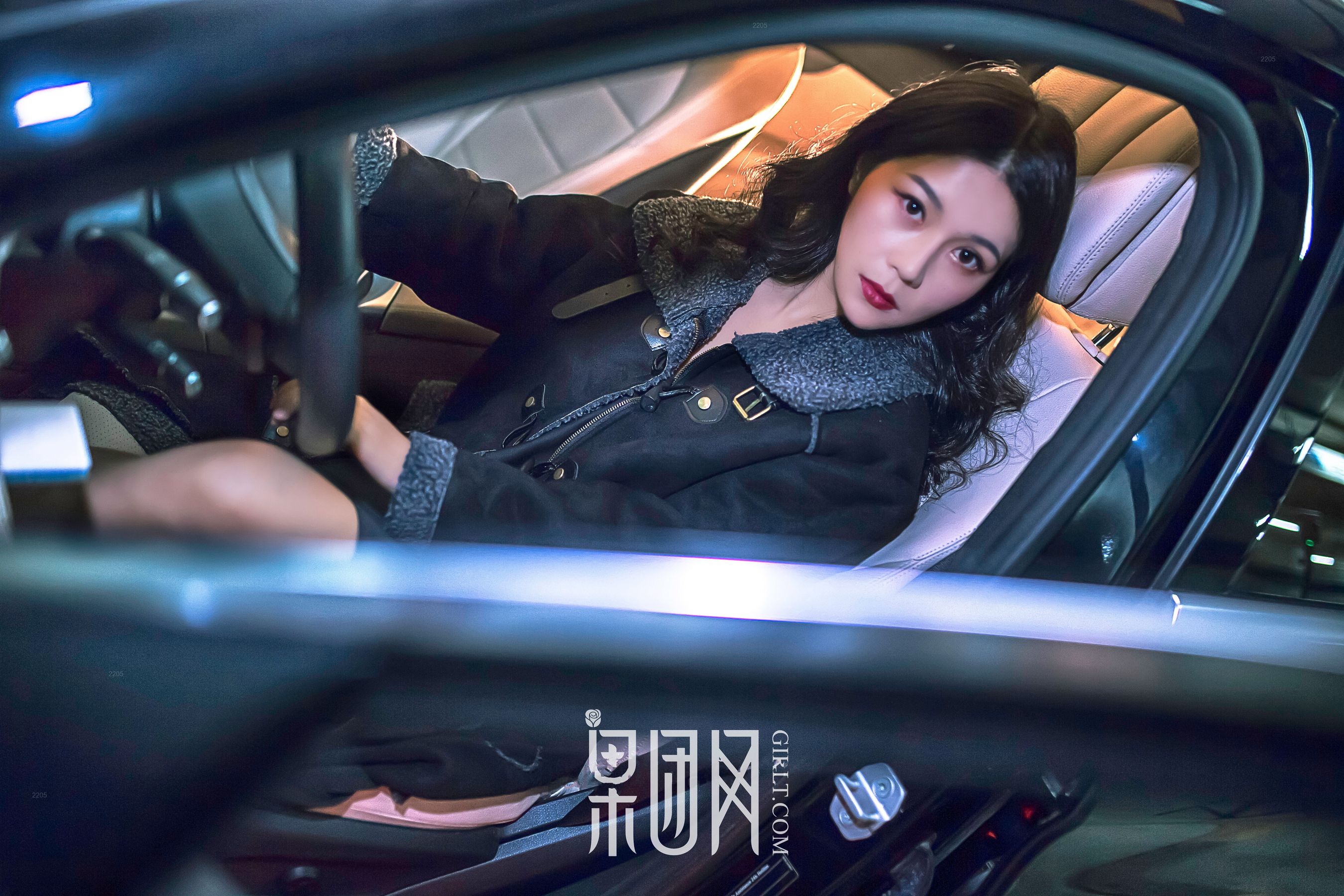 微微《美女vs豪车，你选择哪个！》  No.107-图11