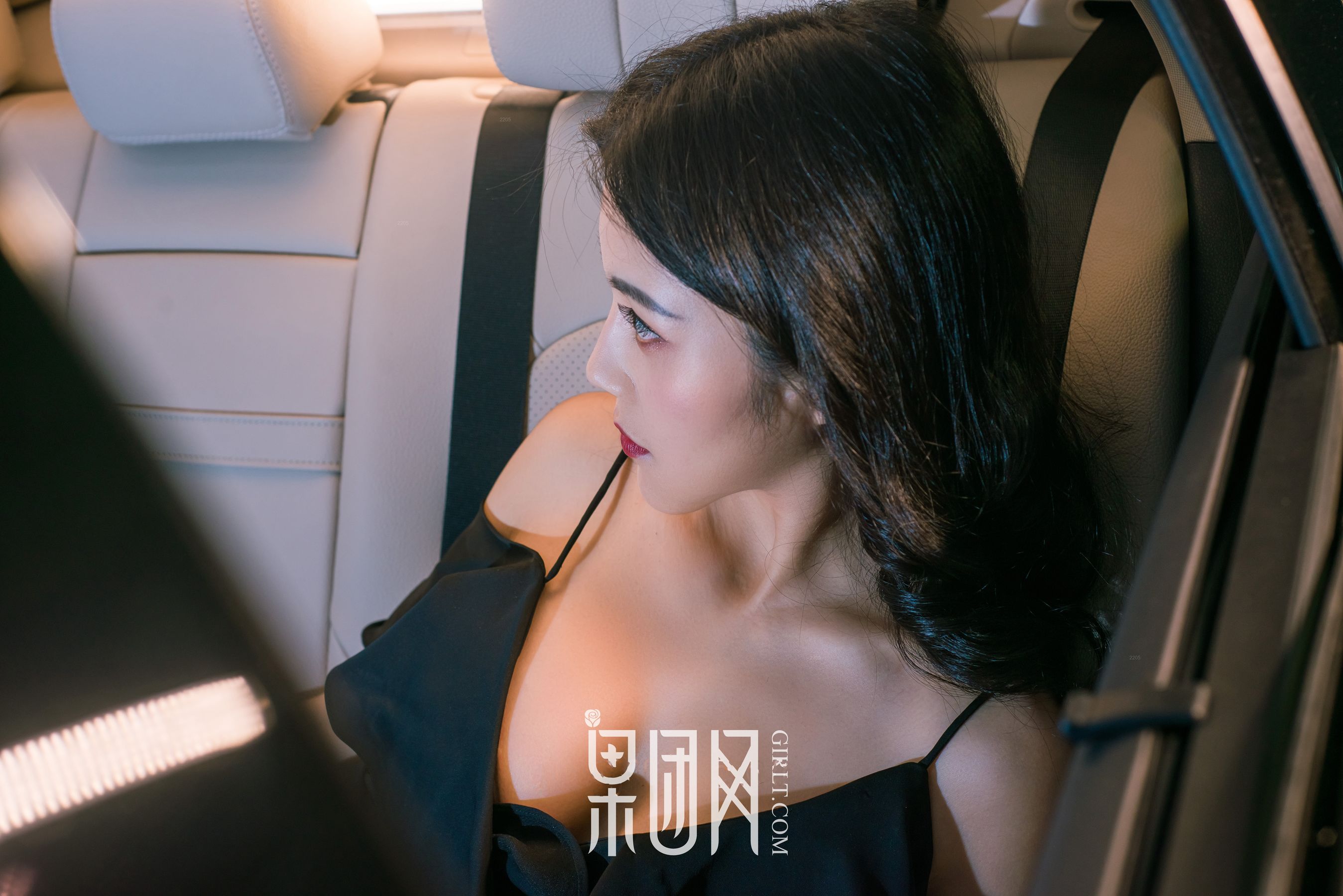 微微《美女vs豪车，你选择哪个！》  No.107-图24