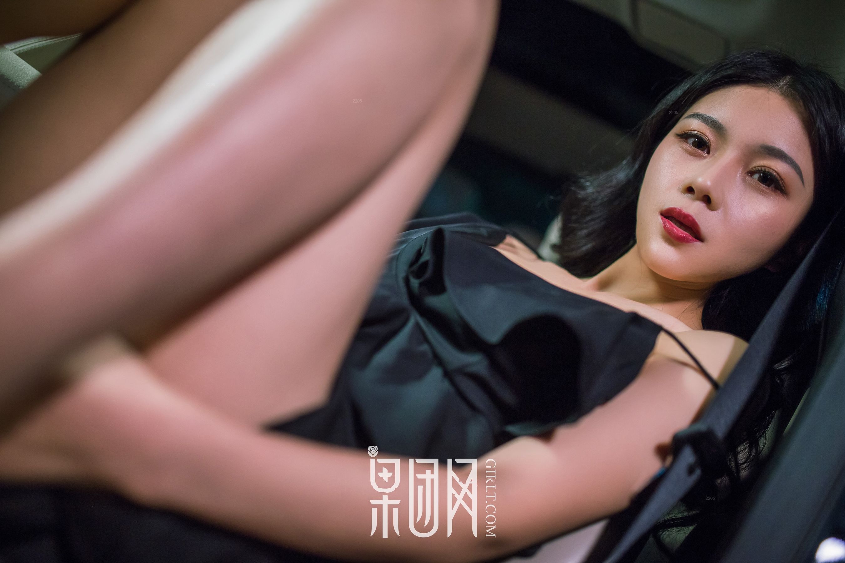 微微《美女vs豪车，你选择哪个！》  No.107-图57