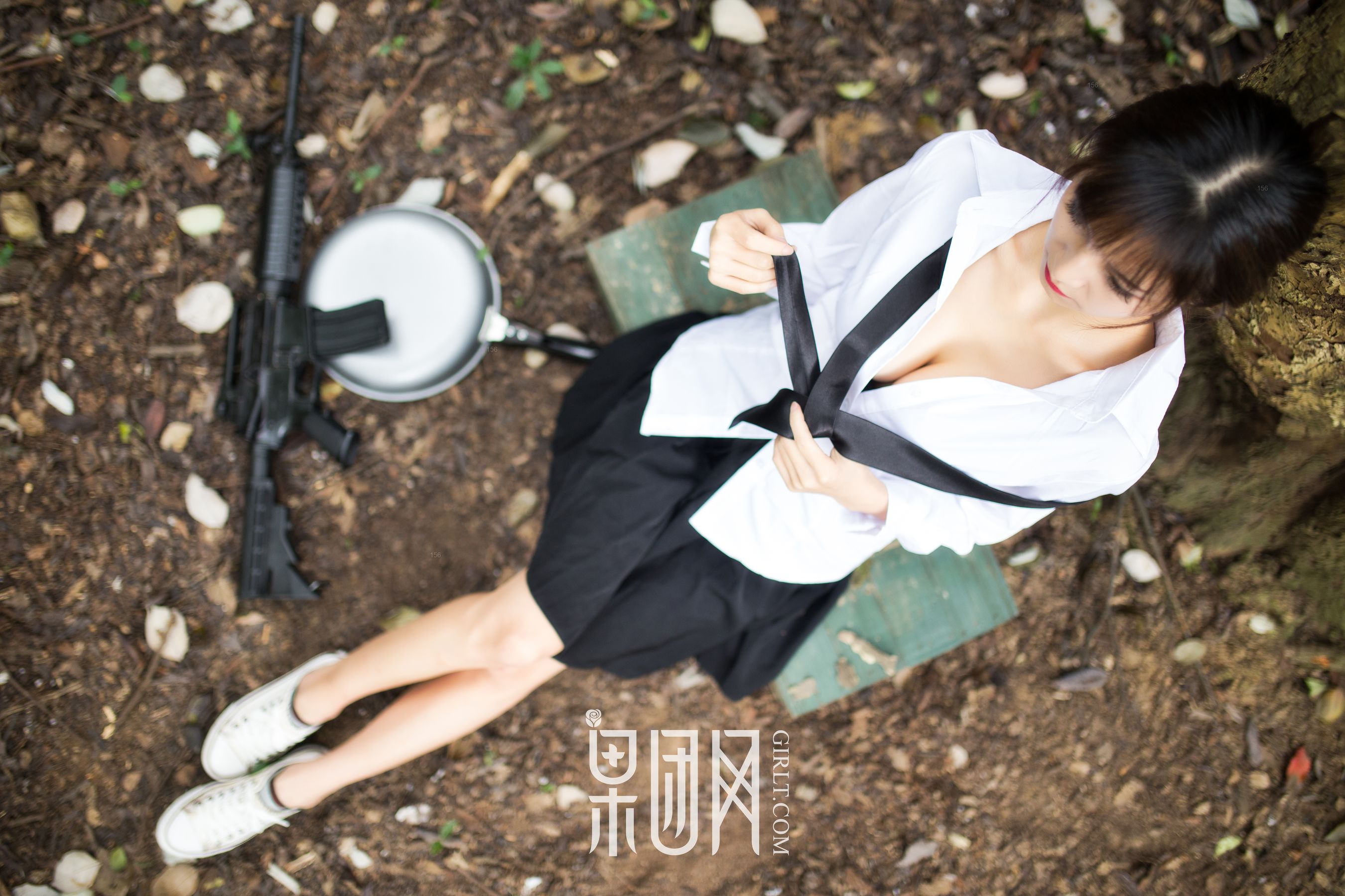 蘑菇《美女野外激战，性感撩人！》  NO.109-图12