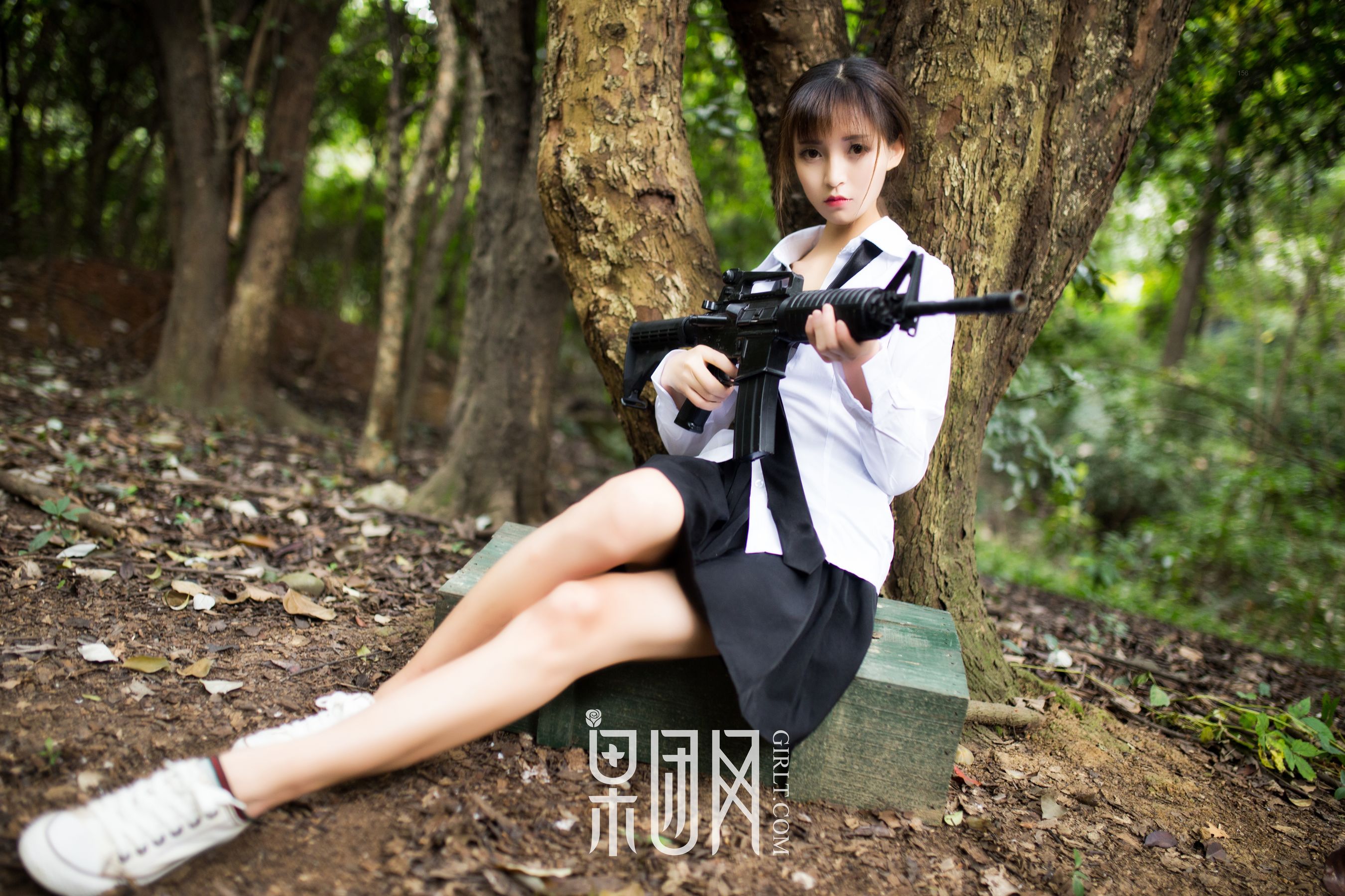 蘑菇《美女野外激战，性感撩人！》  NO.109-图7