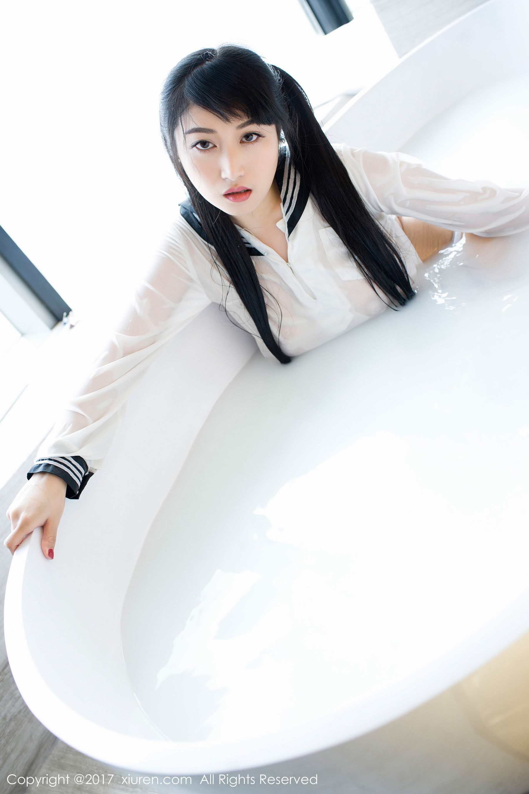 盼盼龙女sunny《牛奶浴学生装+透明学生装+黑色乳贴》  NO.853-图7