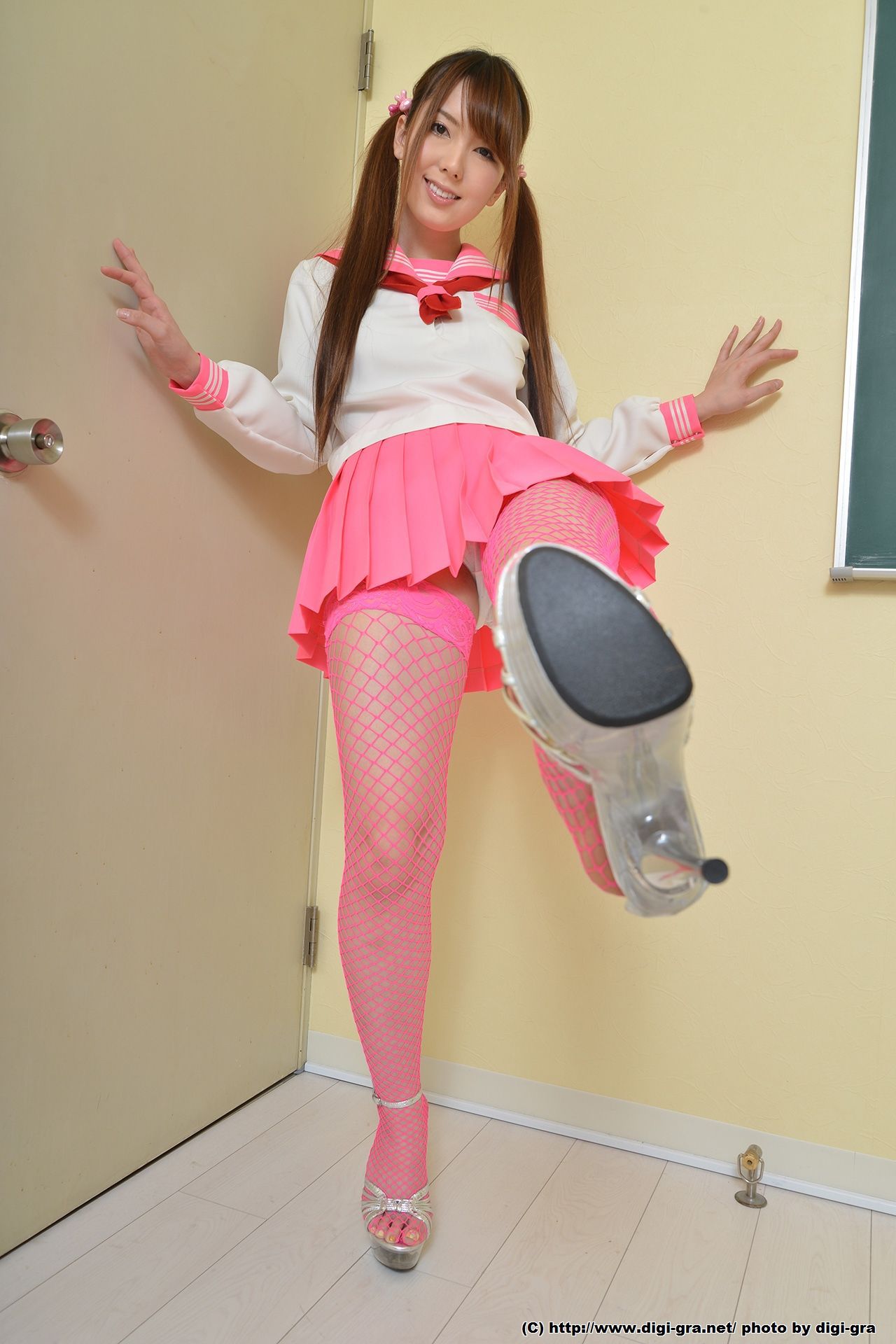 Yui Hatano 波多野結衣 红色丝袜学生制服 Set02-图17