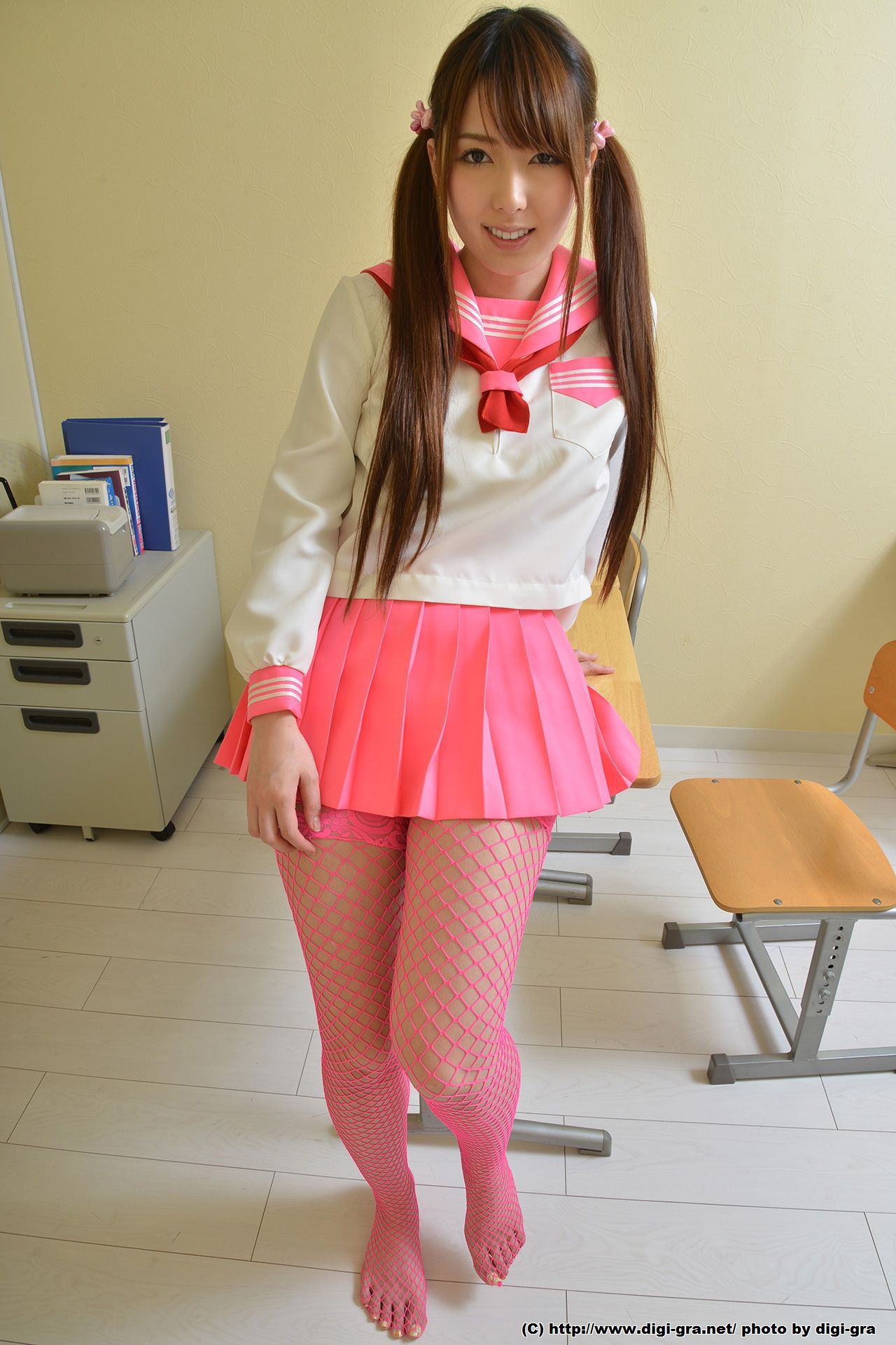 Yui Hatano 波多野結衣 红色丝袜学生制服 Set02-图24