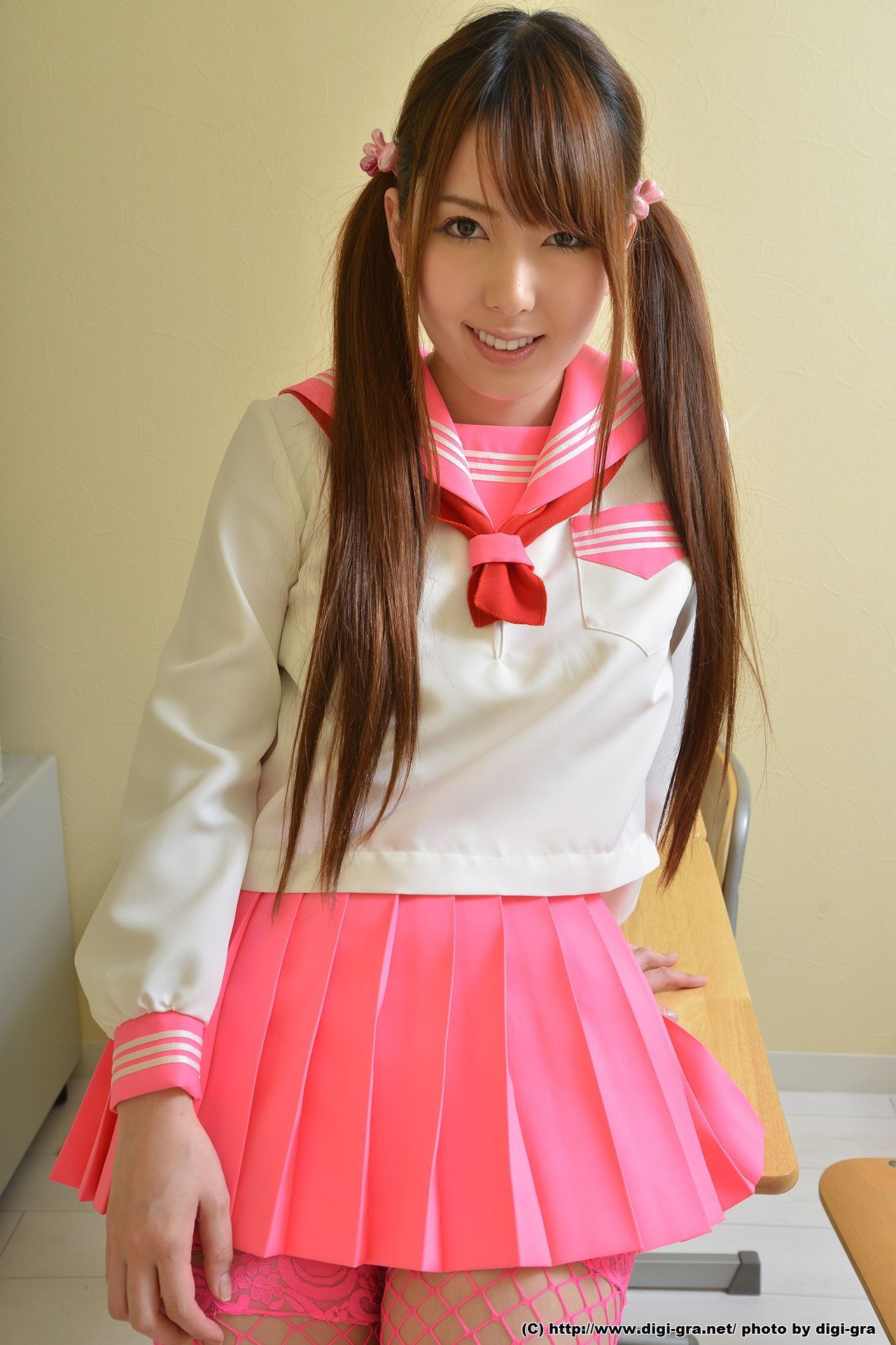 Yui Hatano 波多野結衣 红色丝袜学生制服 Set02-图25