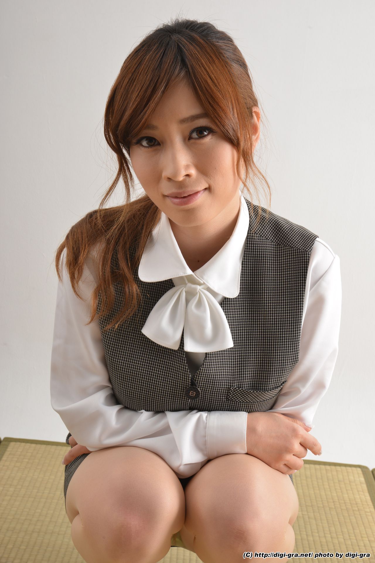 奥田咲 肉丝OL制服 Set3-图14