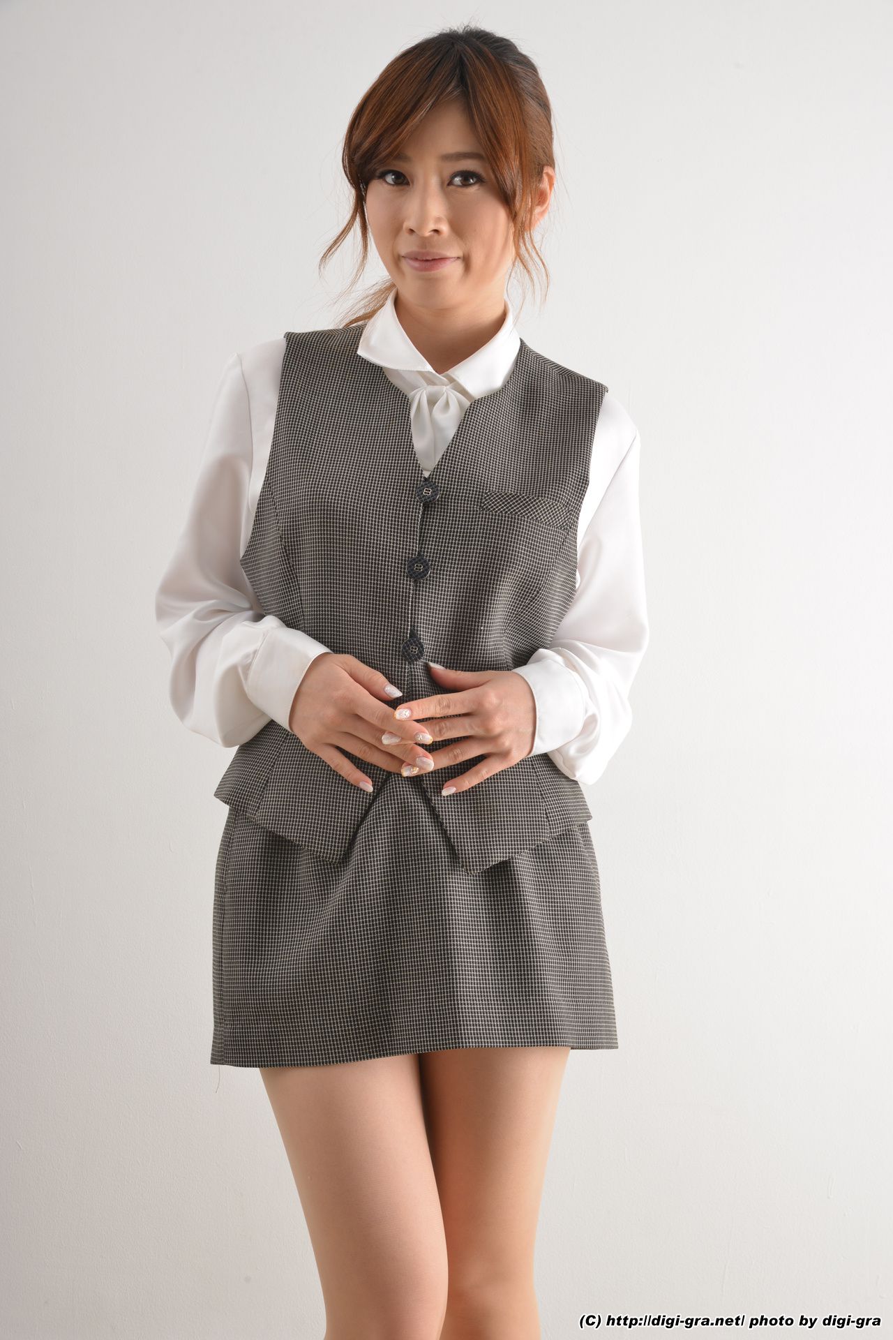 奥田咲 肉丝OL制服 Set3-图1